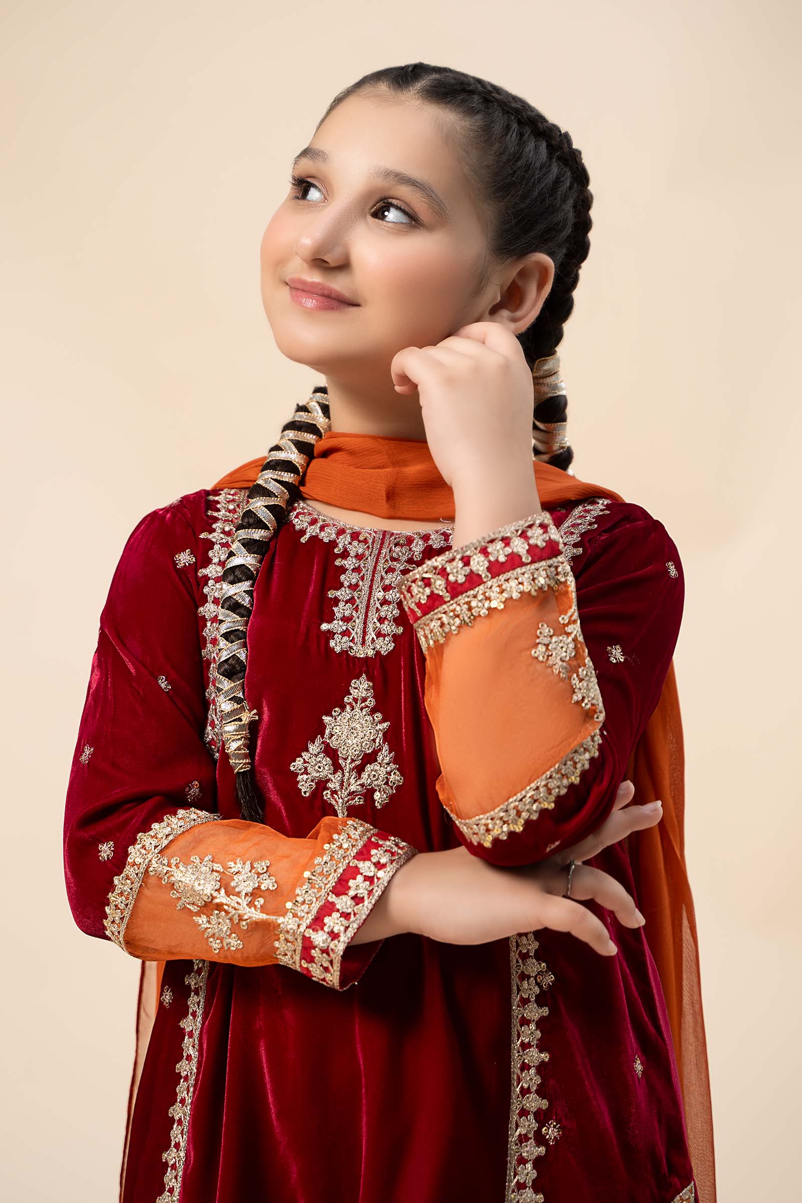 3 Piece Embroidered Velvet Suit - Image 2