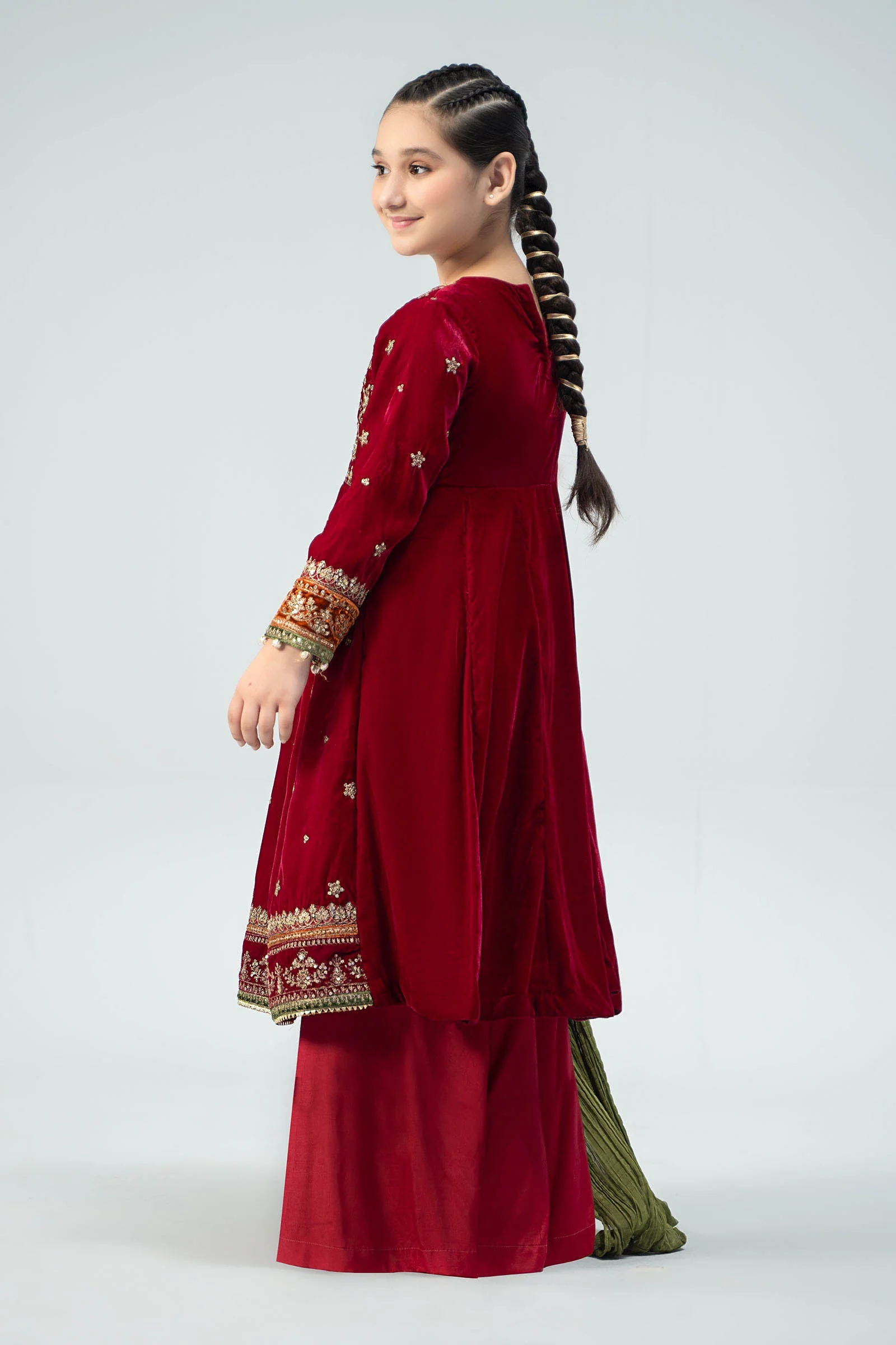 3 Piece Embroidered Velvet Suit - Image 6