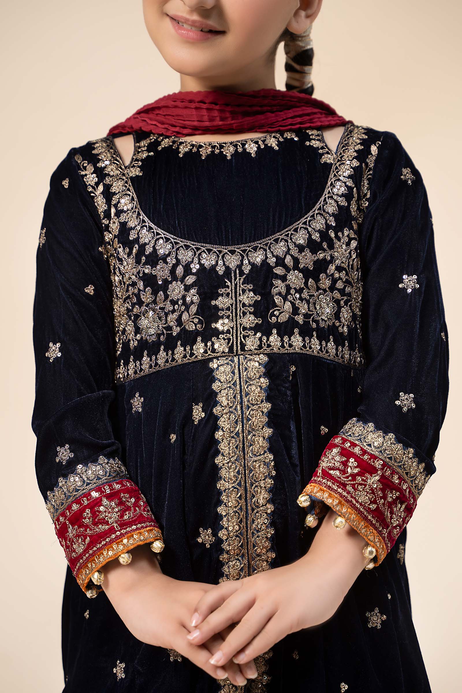 3 Piece Embroidered Velvet Suit - Image 3