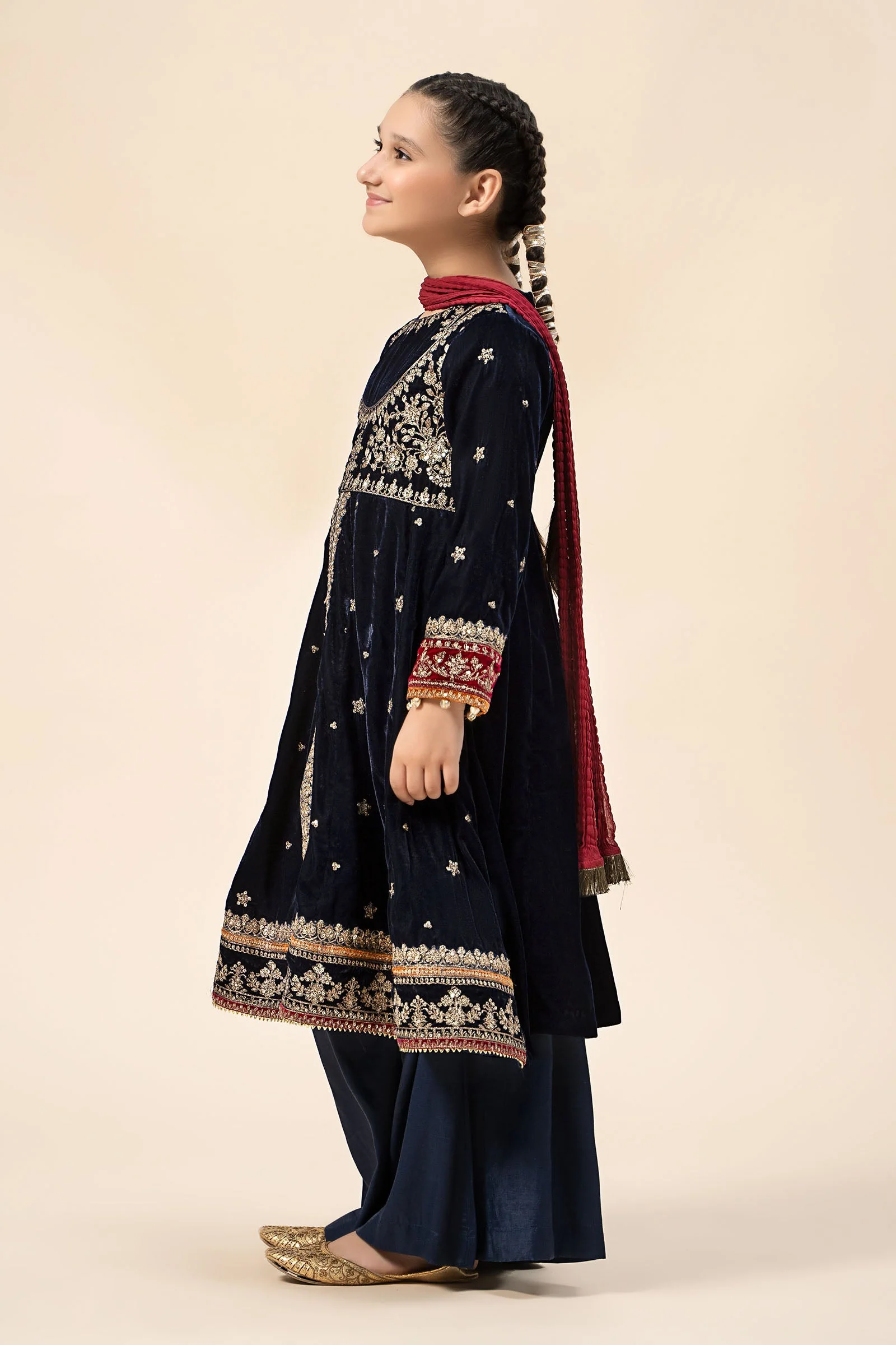 3 Piece Embroidered Velvet Suit - Image 4
