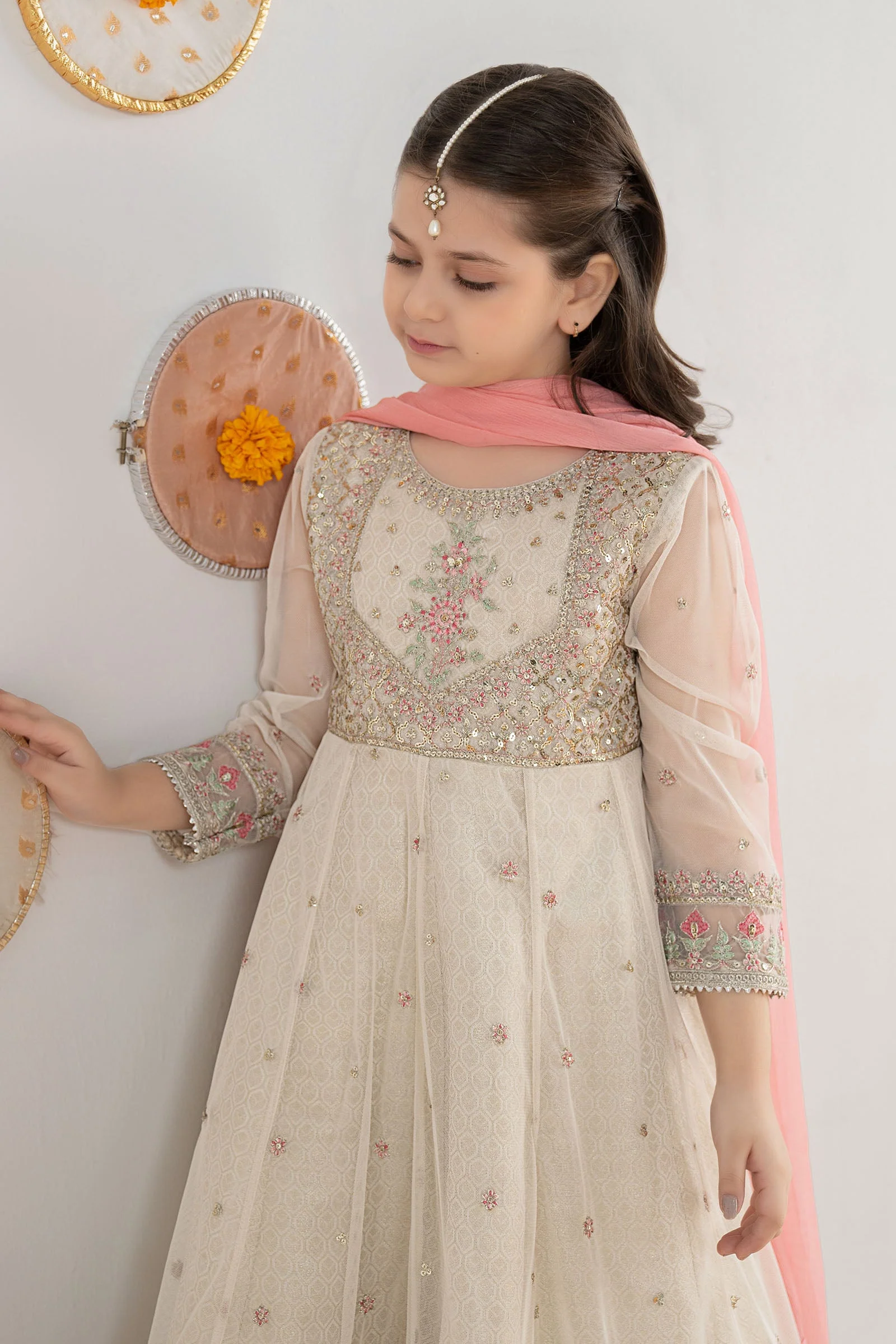 3 Piece Embroidered Net Suit - Image 3