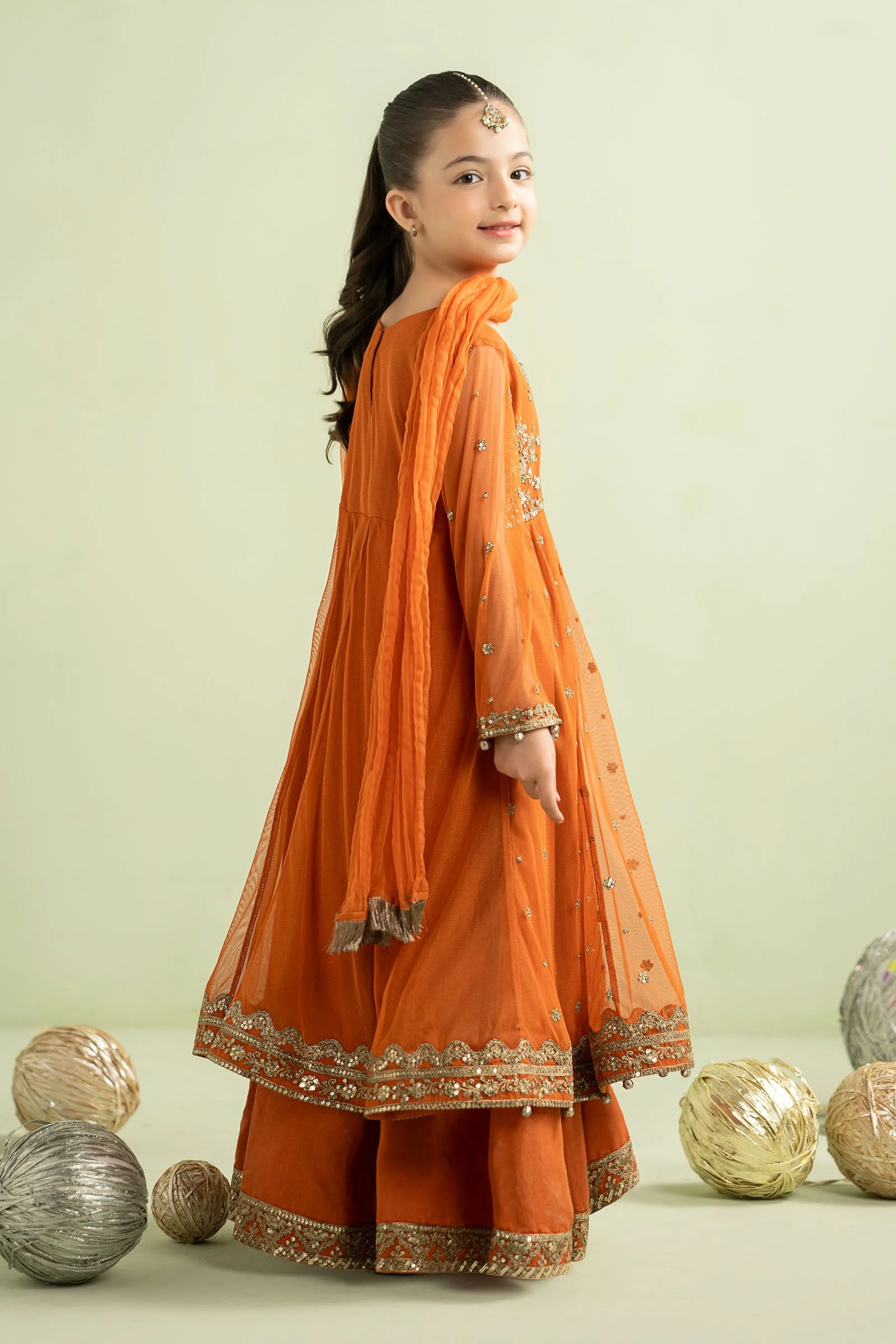 3 Piece Embroidered Net Suit - Image 9