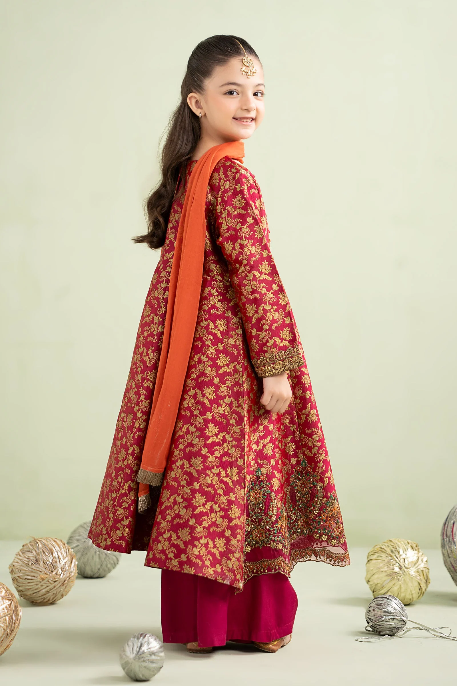 3 Piece Embroidered Jamawar Suit - Image 6