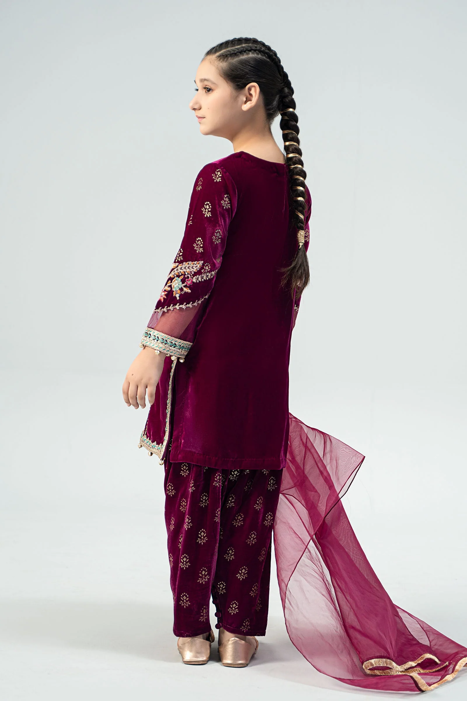 3 Piece Embroidered Velvet Suit - Image 5
