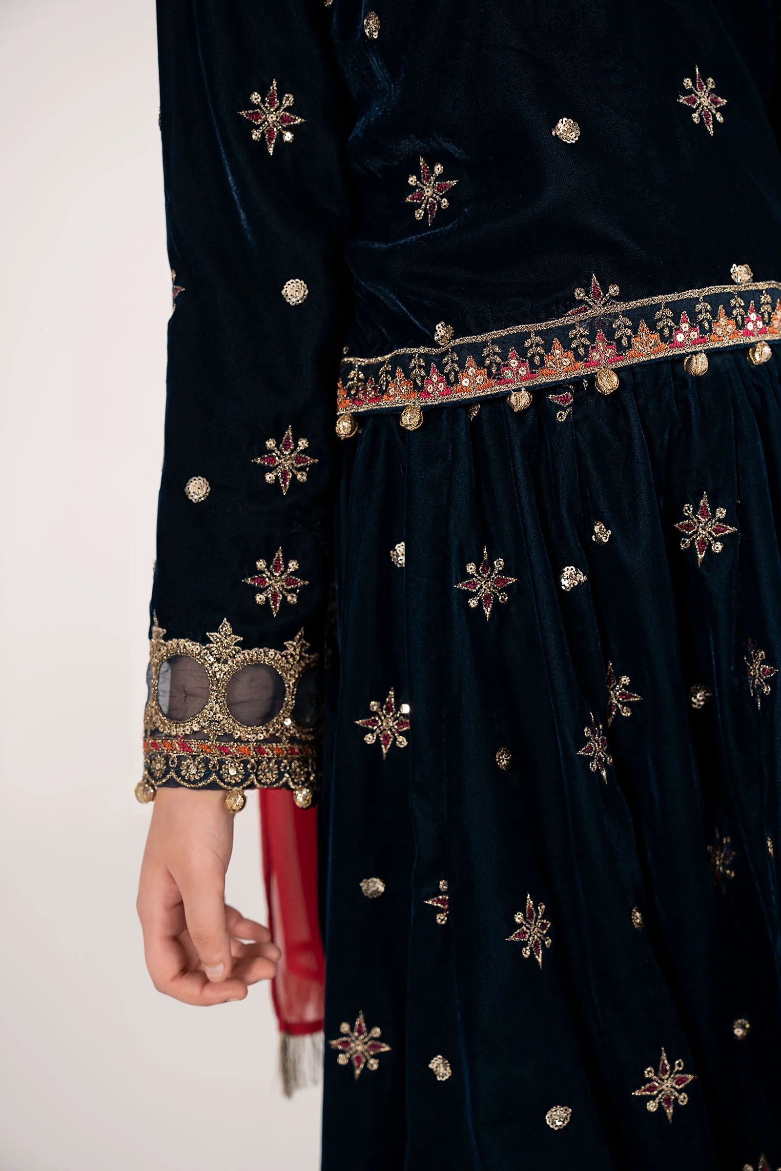3 Piece Embroidered Velvet Suit - Image 4