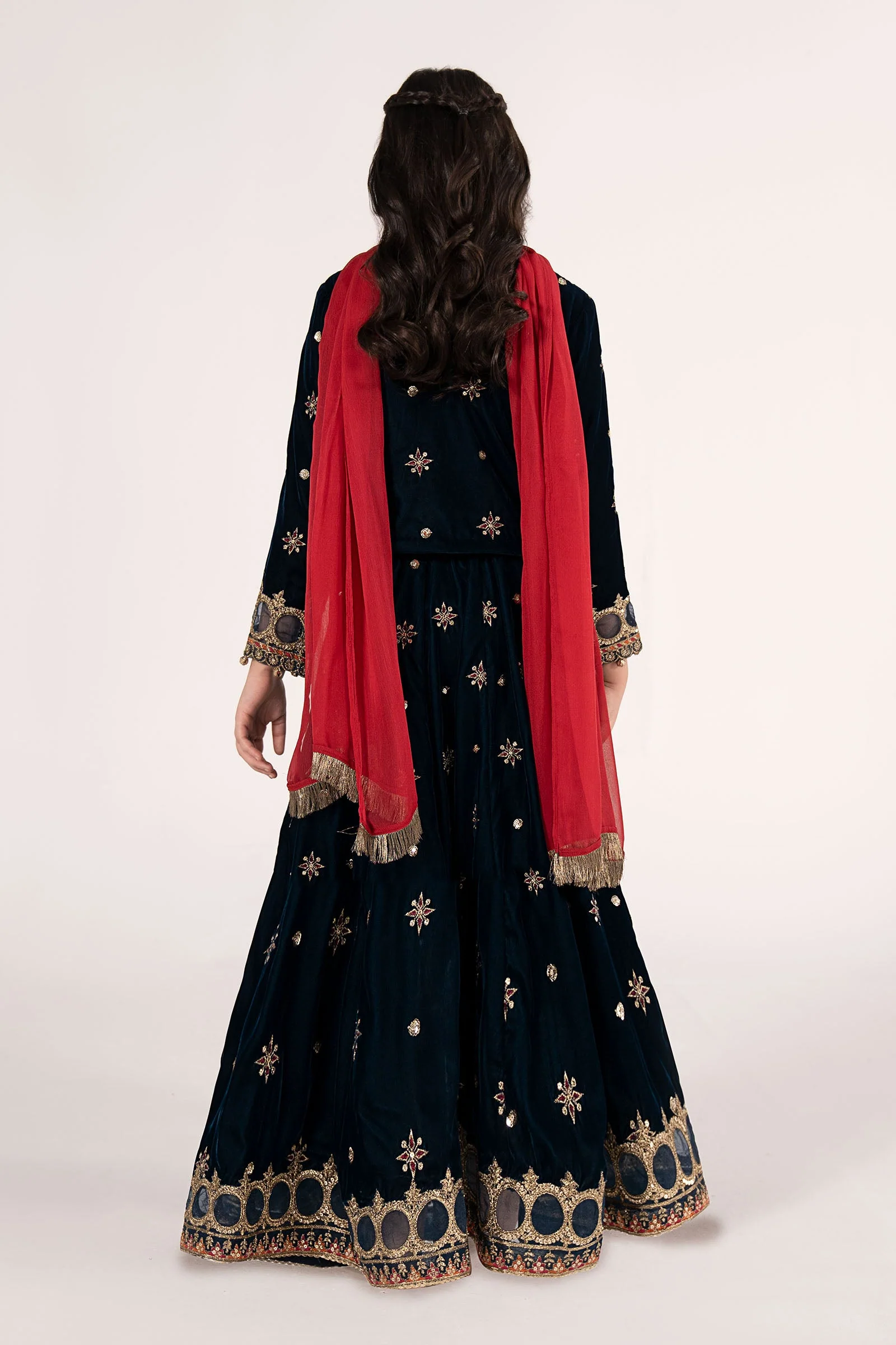3 Piece Embroidered Velvet Suit - Image 6