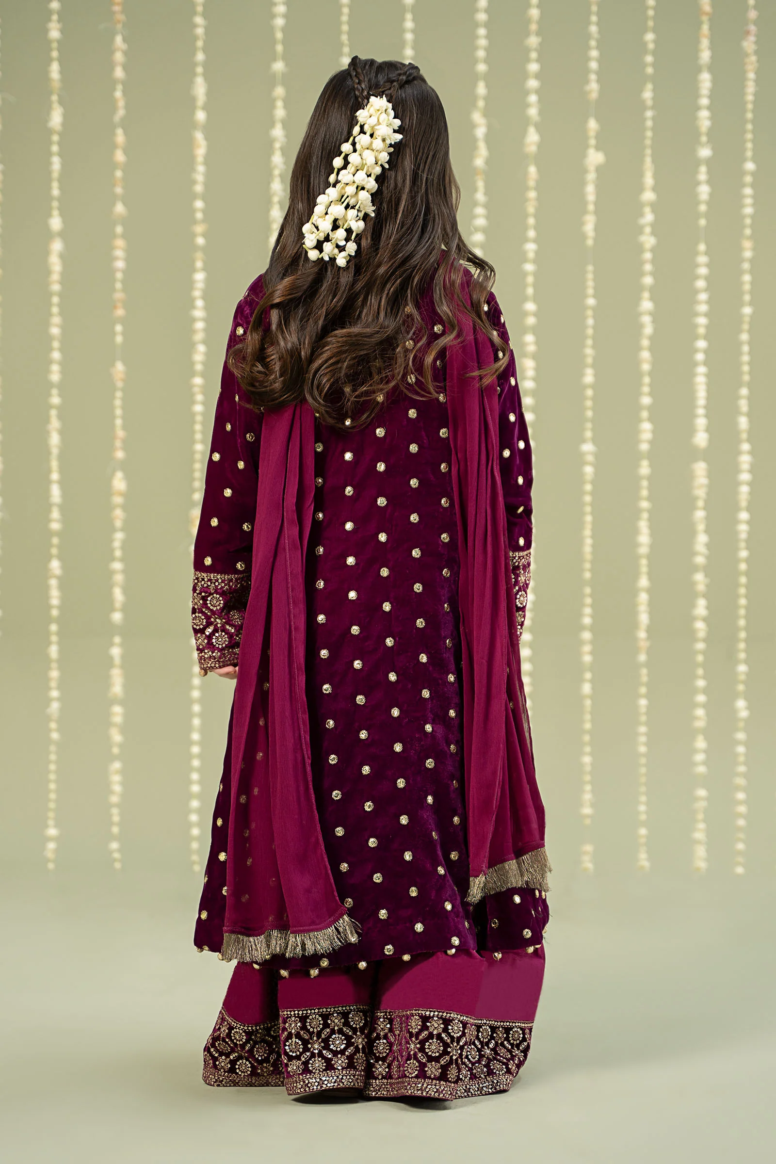 3 Piece Embroidered Velvet Suit - Image 8