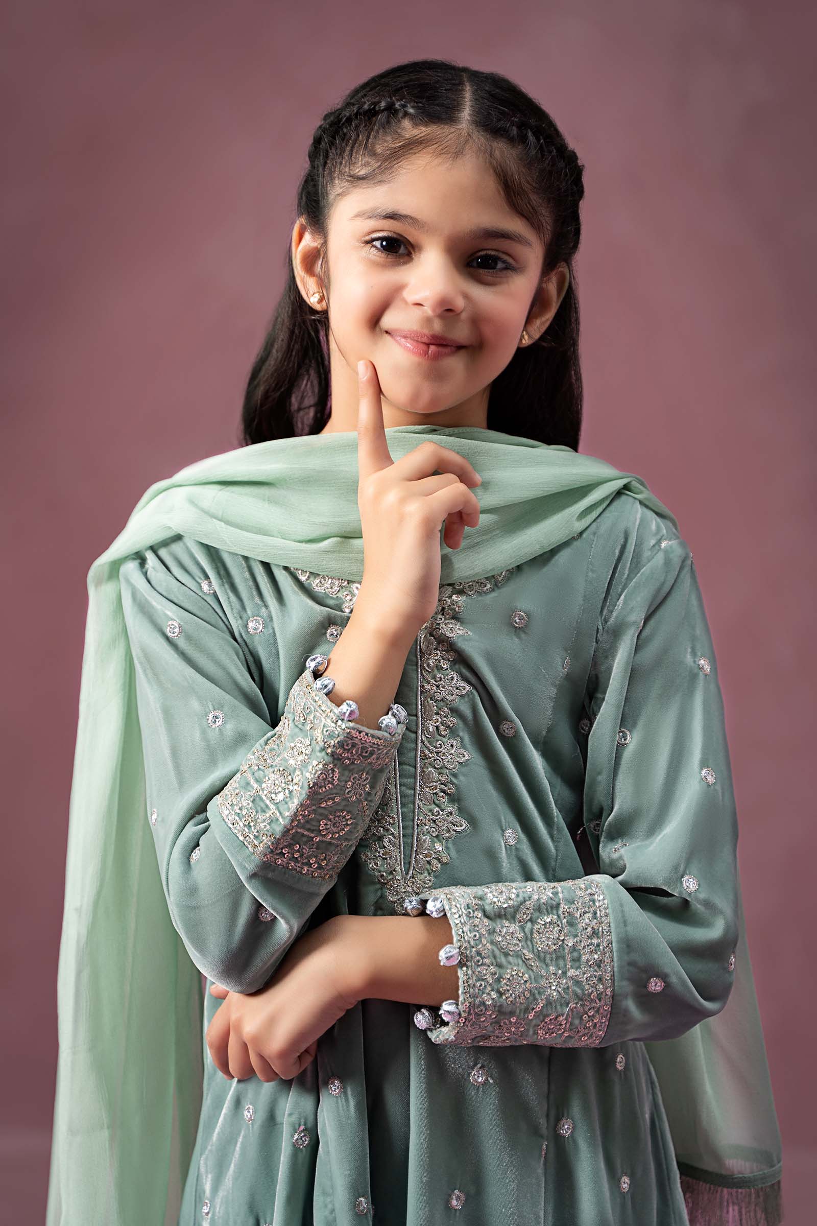 3 Piece Embroidered Velvet Suit - Image 4