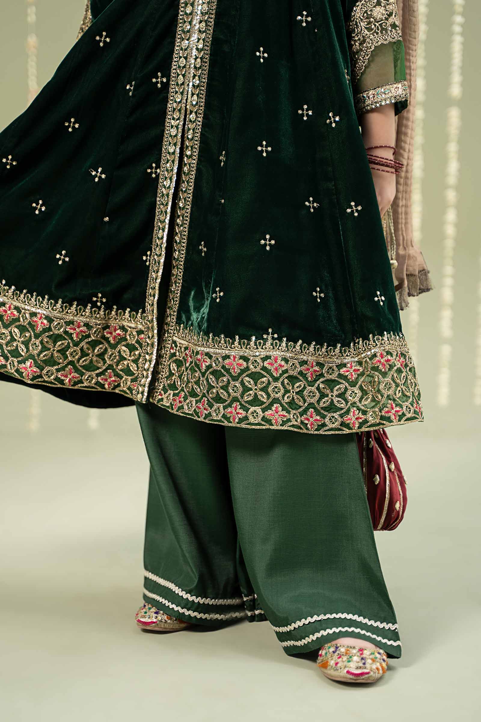 3 Piece Embroidered Velvet Suit - Image 4