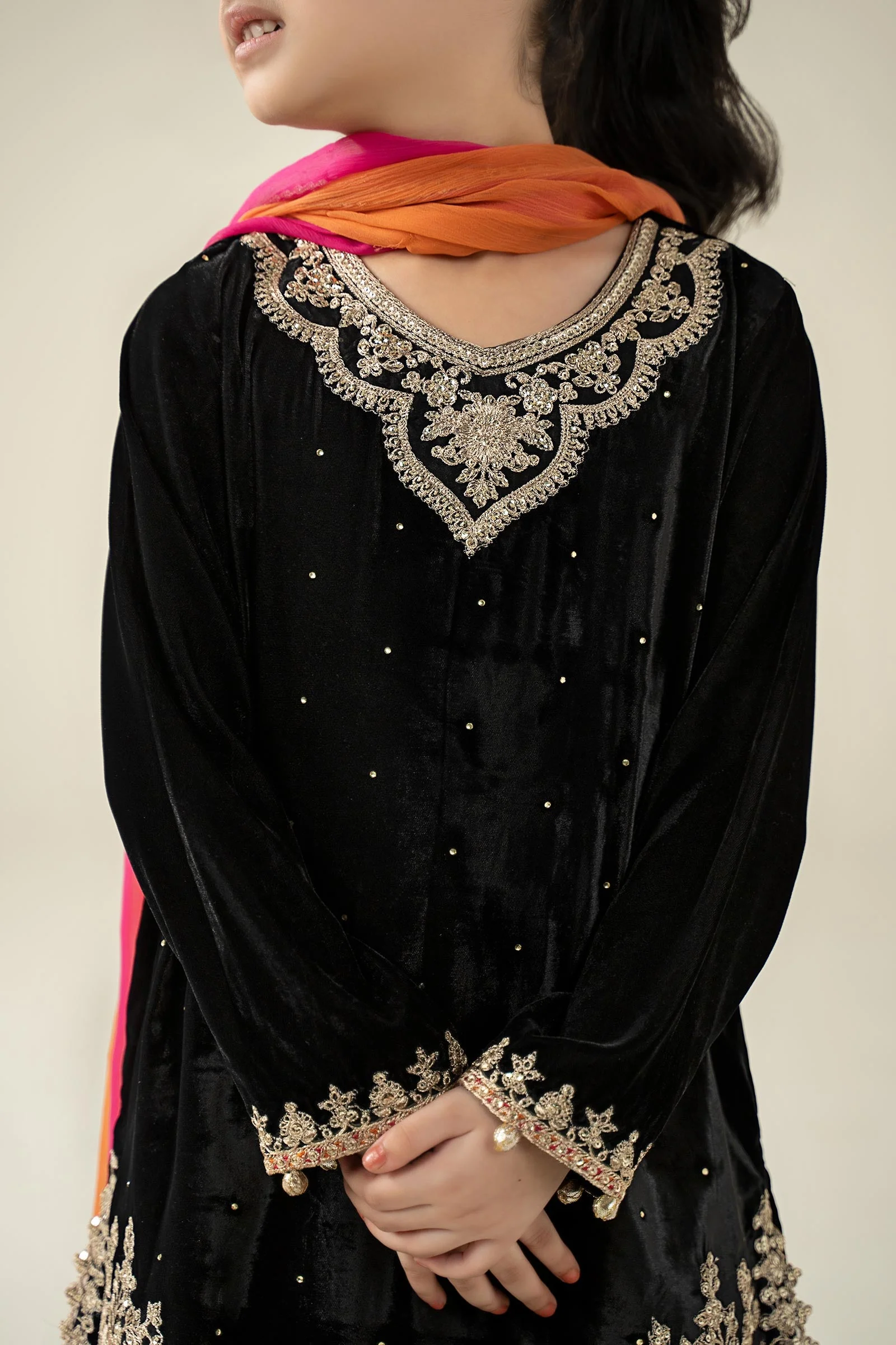 3 Piece Embroidered Velvet Suit - Image 4