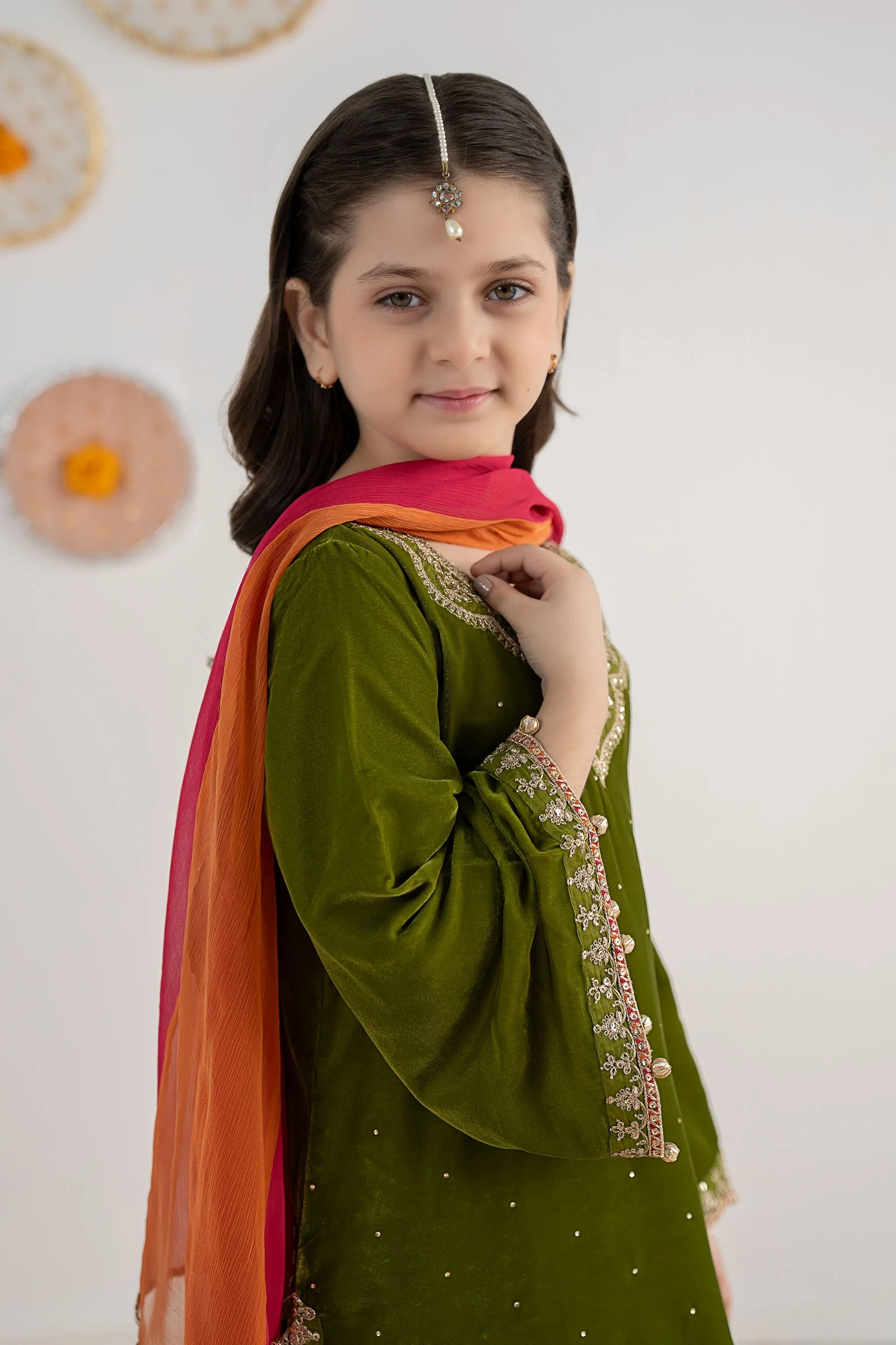 3 Piece Embroidered Velvet Suit - Image 3
