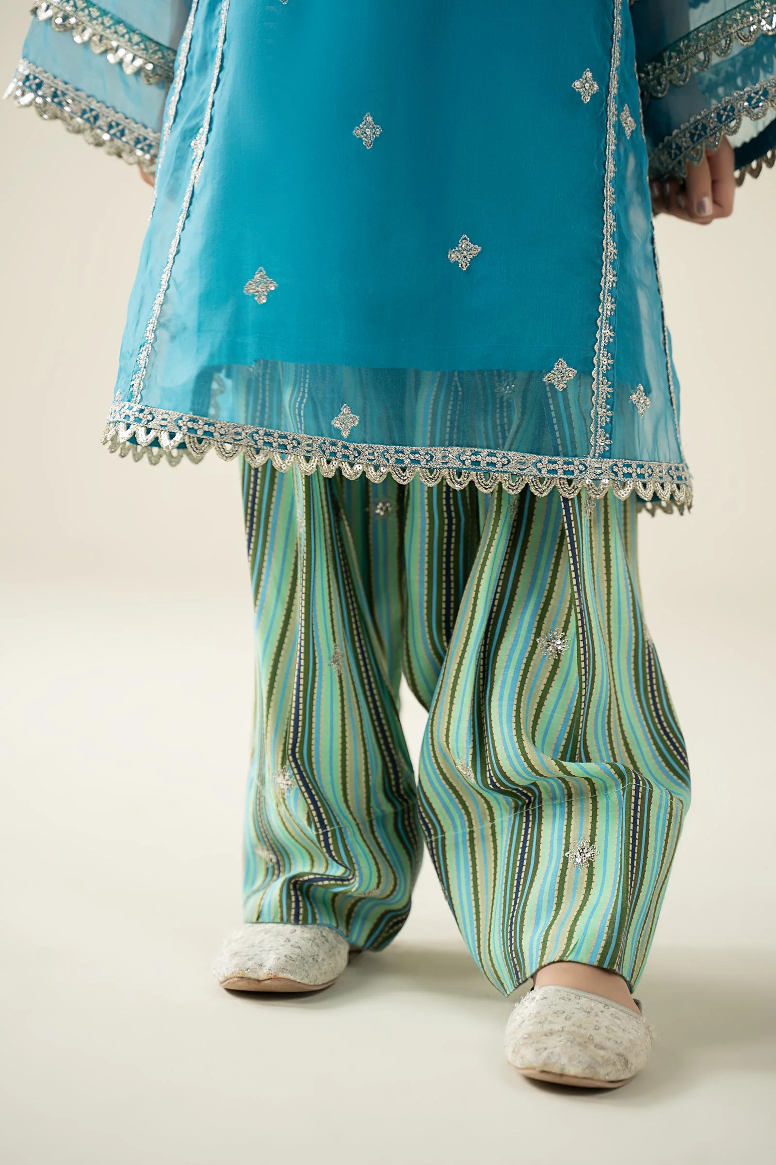 2 Piece Embroidered Organza Suit - Image 9