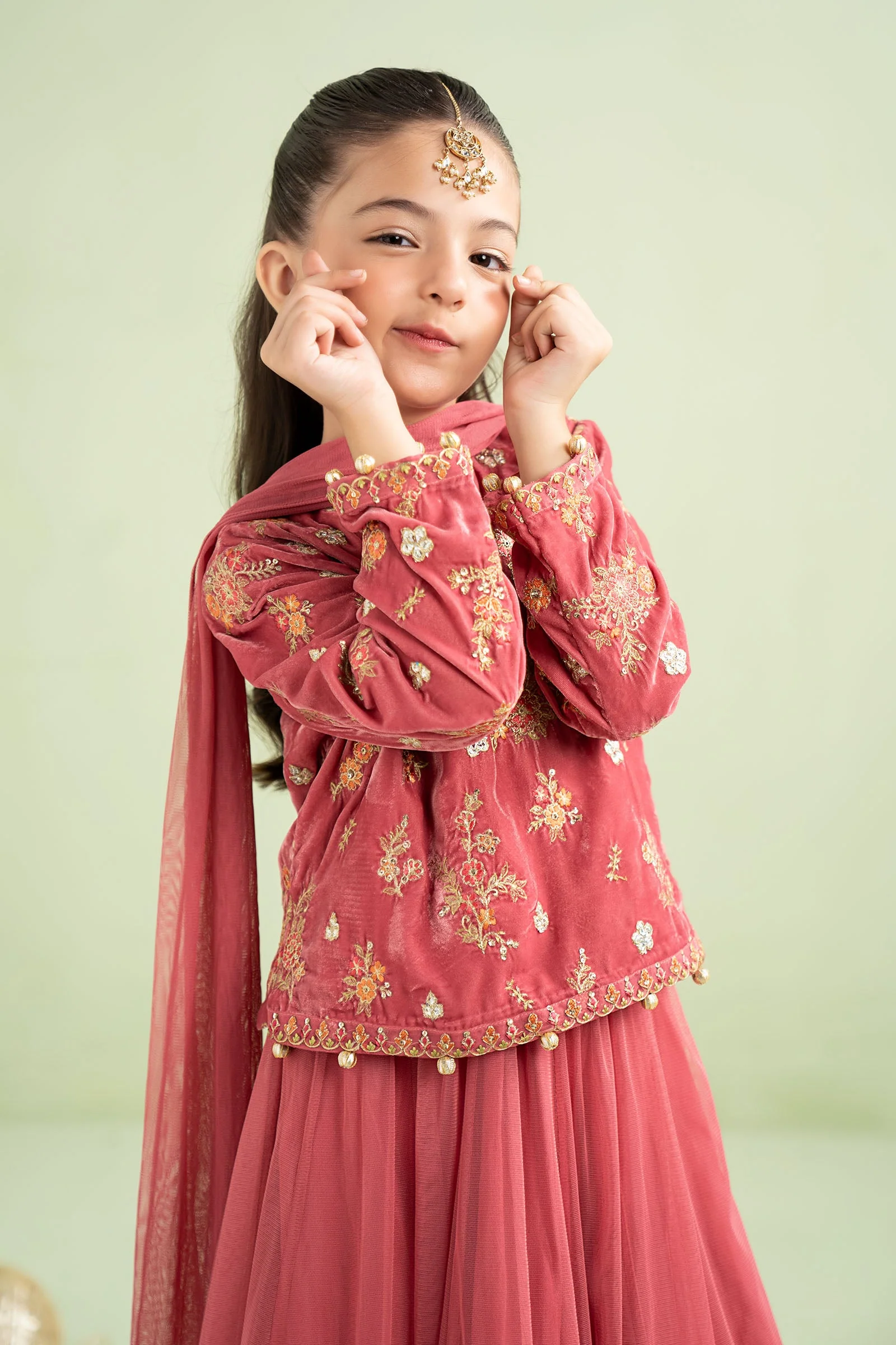 3 Piece Embroidered Velvet Suit - Image 3