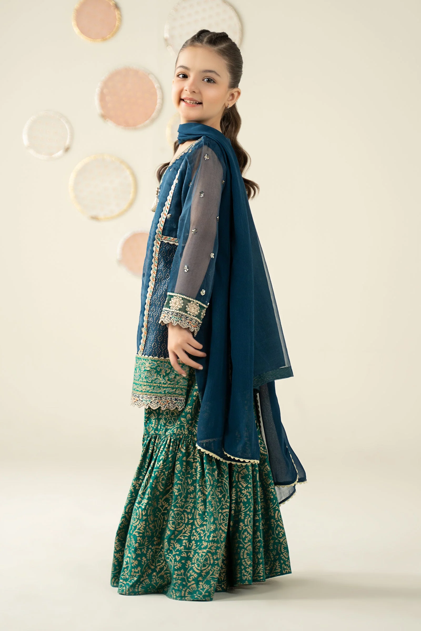 3 Piece Embroidered Organza Suit - Image 8