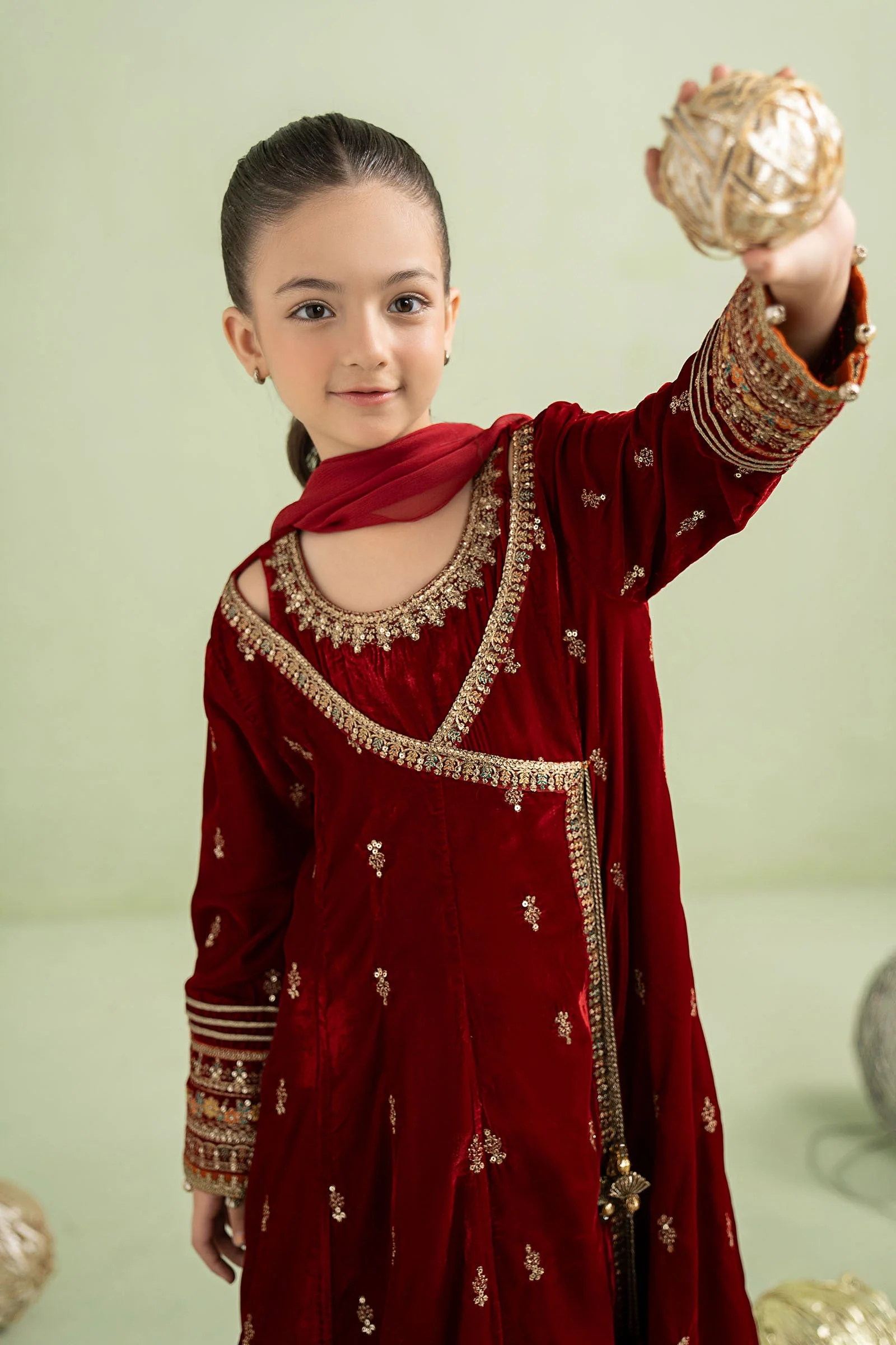 3 Piece Embroidered Velvet Suit - Image 2