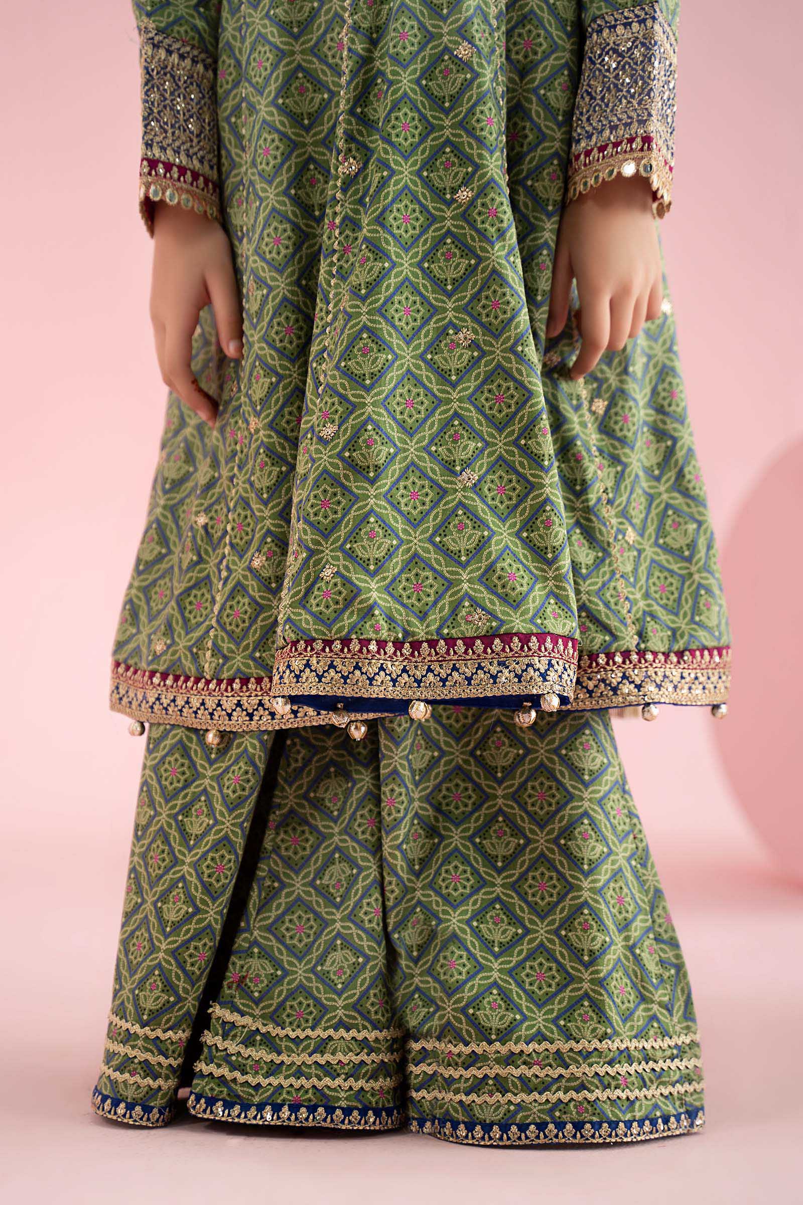 3 Piece Embroidered PK Raw Silk Suit - Image 4