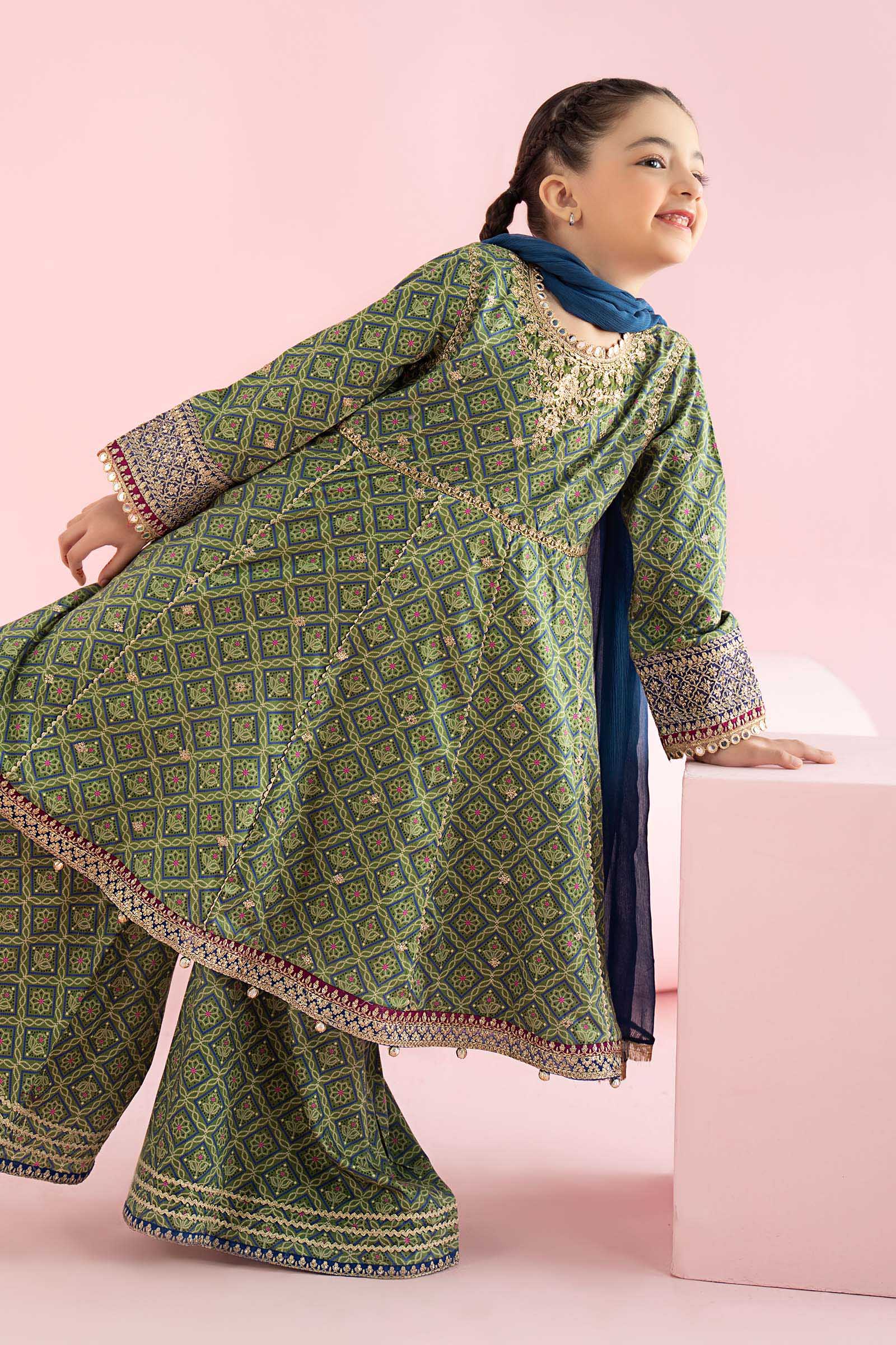 3 Piece Embroidered PK Raw Silk Suit - Image 5