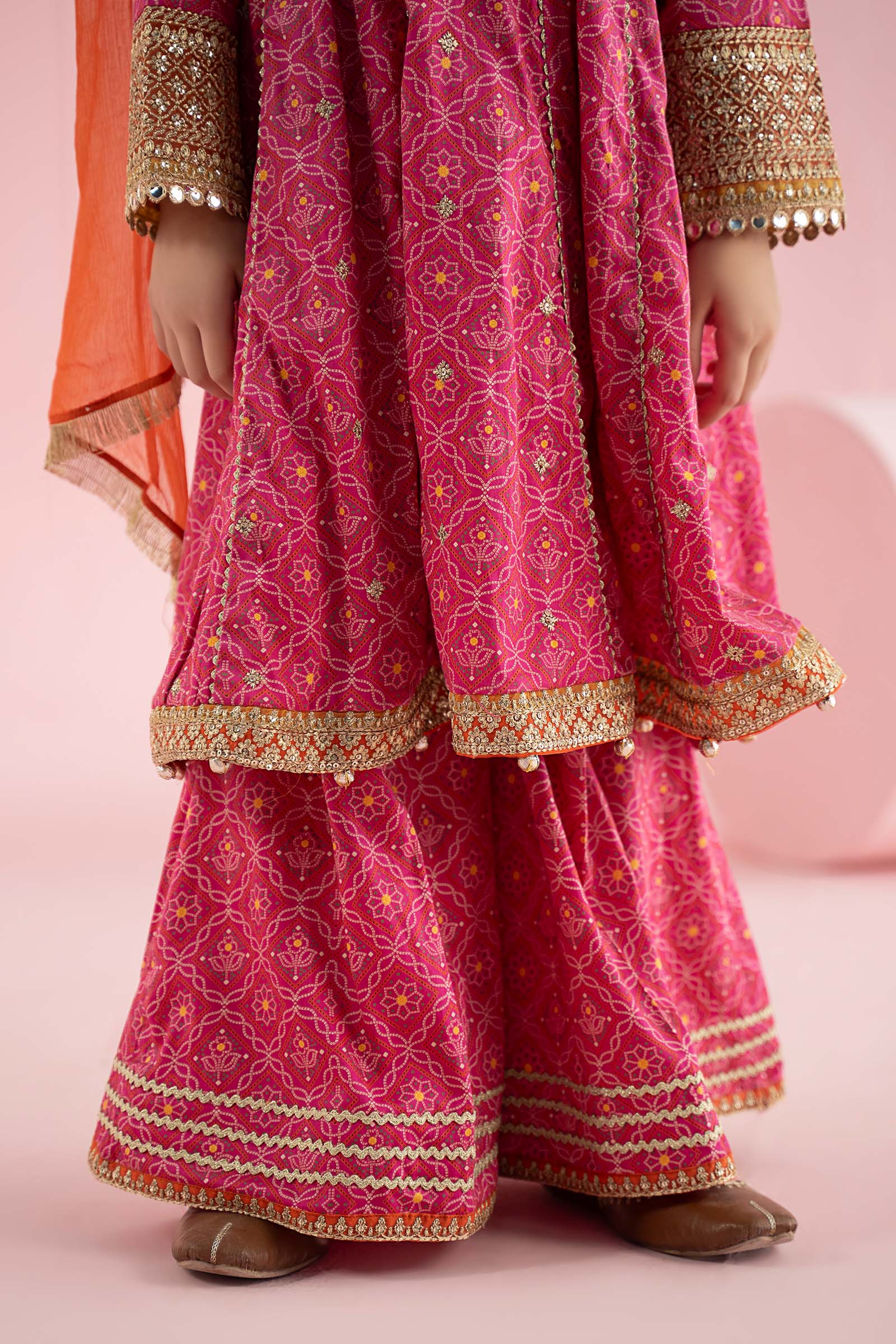 3 Piece Embroidered PK Raw Silk Suit - Image 7
