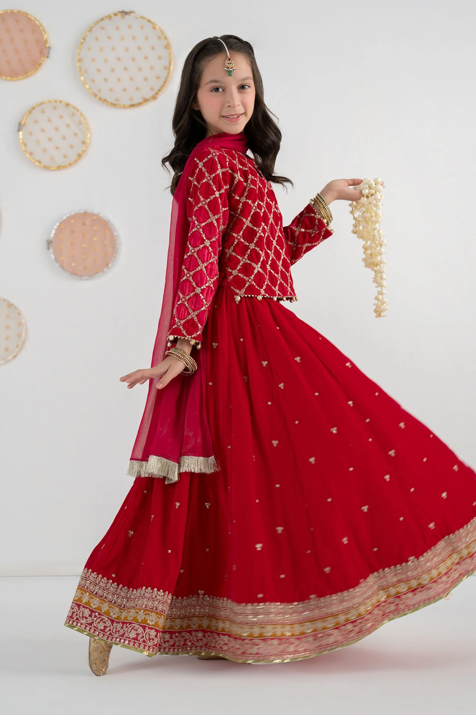 3 Piece Embroidered Velvet Suit - Image 7