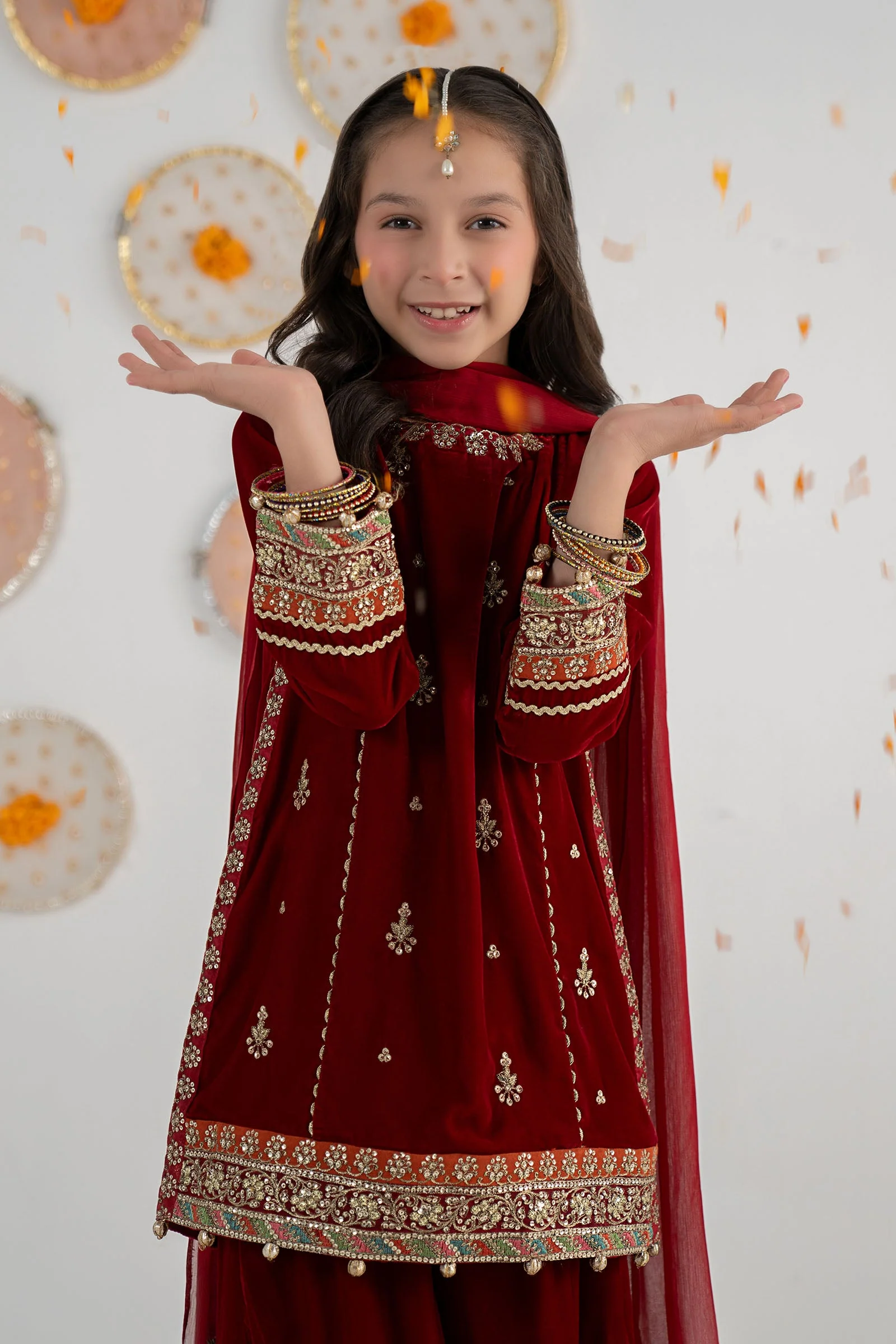 3 Piece Embroidered Velvet Suit - Image 4