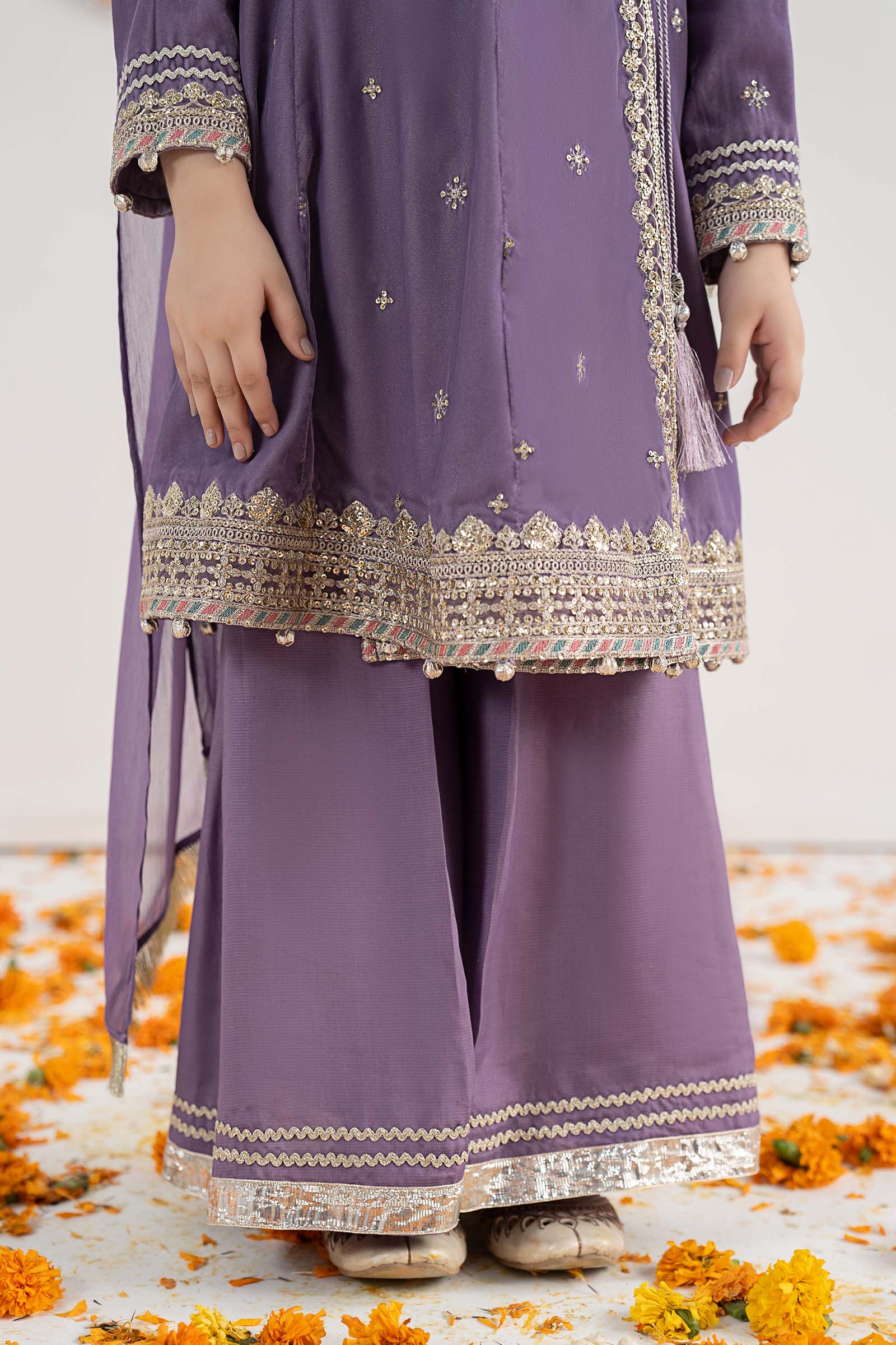 3 Piece Embroidered Velvet Suit - Image 4