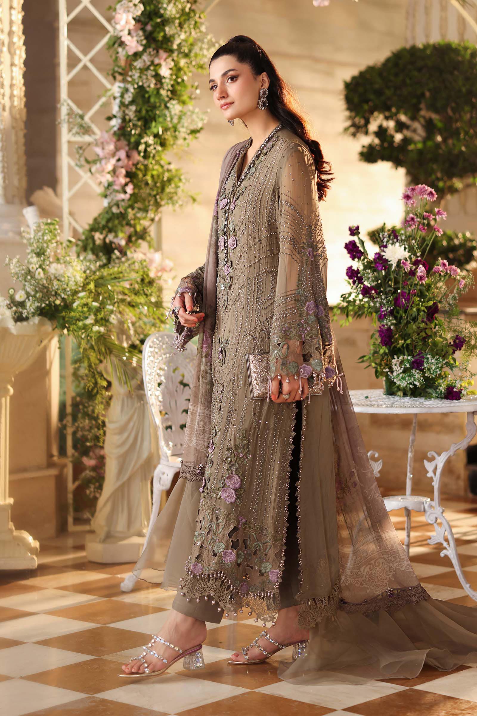 3 Piece Unstitched Embroidered Chiffon Suit - Image 7