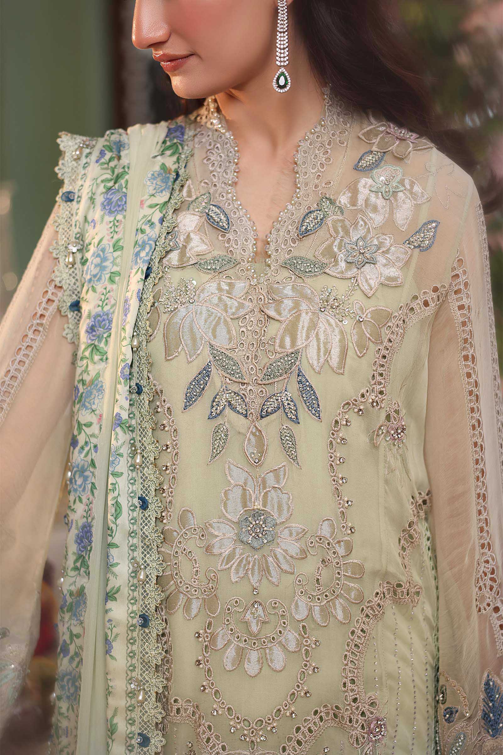 3 Piece Unstitched Embroidered Chiffon Suit - Image 3