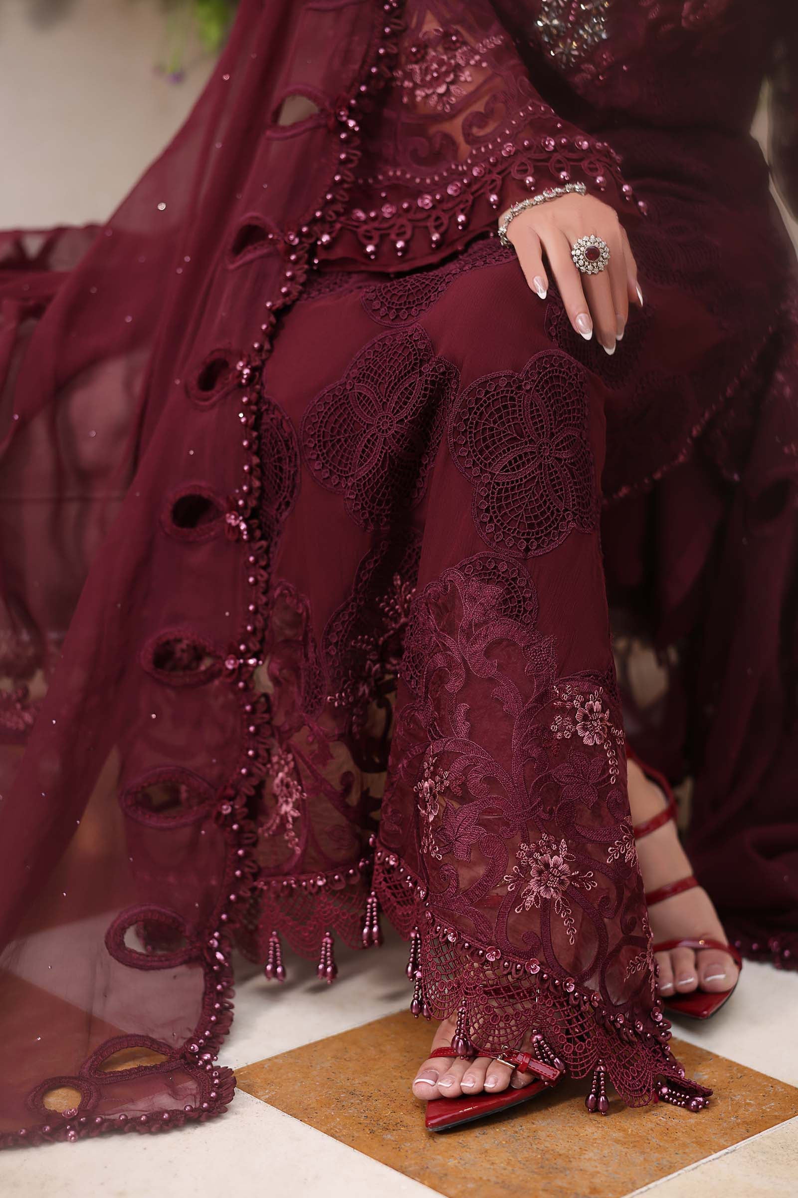 3 Piece Unstitched Embroidered Chiffon Suit - Image 5