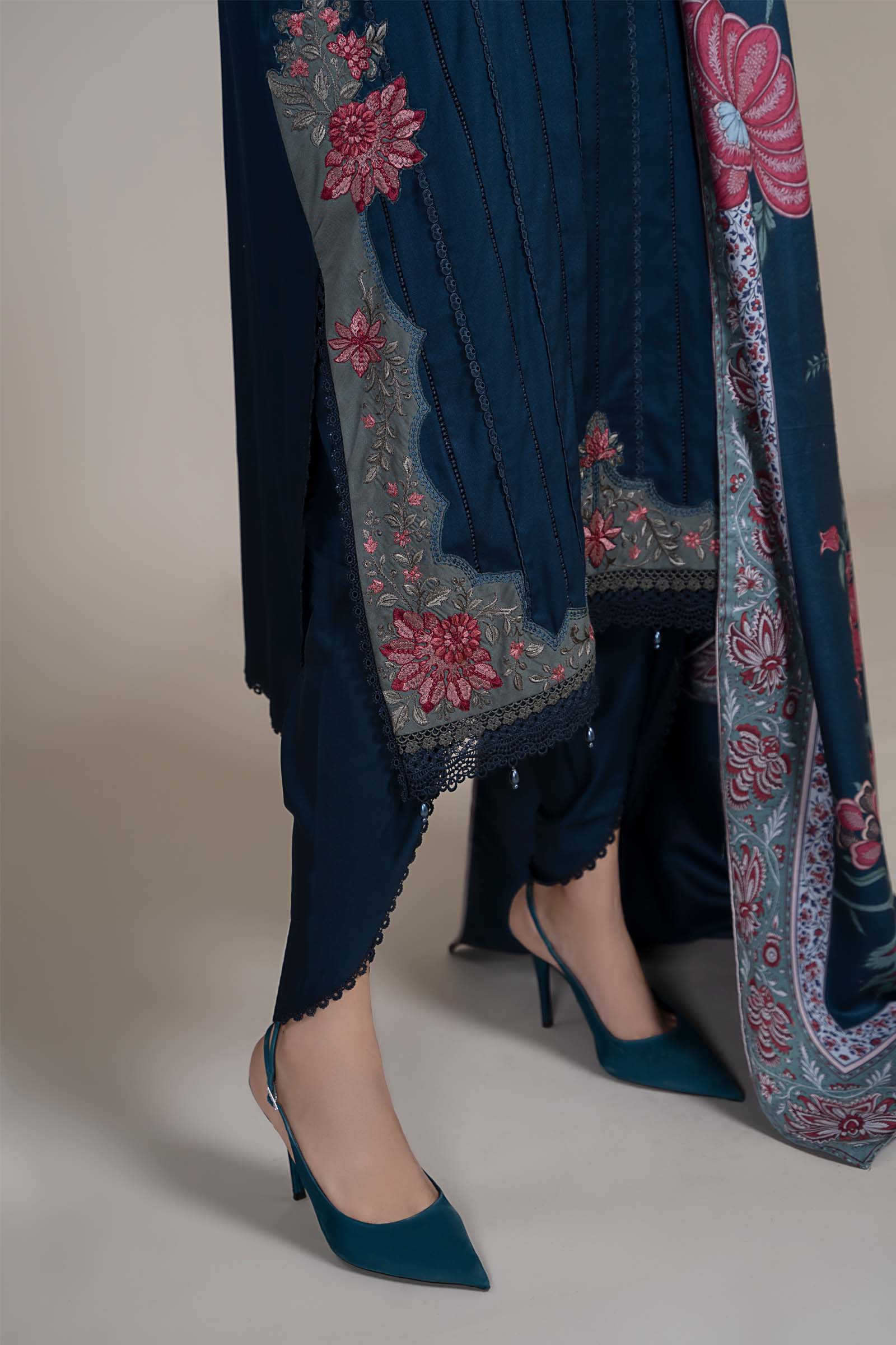 Suit MPS-2005-B - Image 4