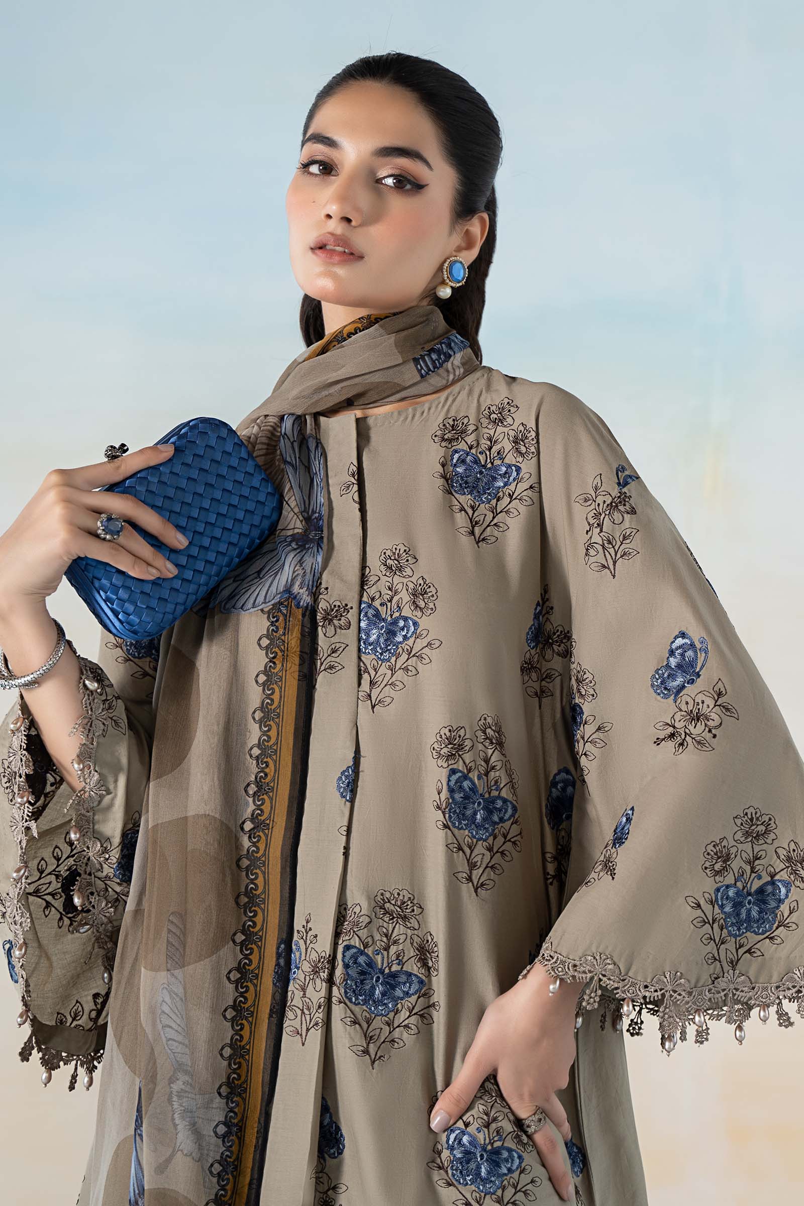 3 PIECE PRINTED LAWN SUIT - Image 2