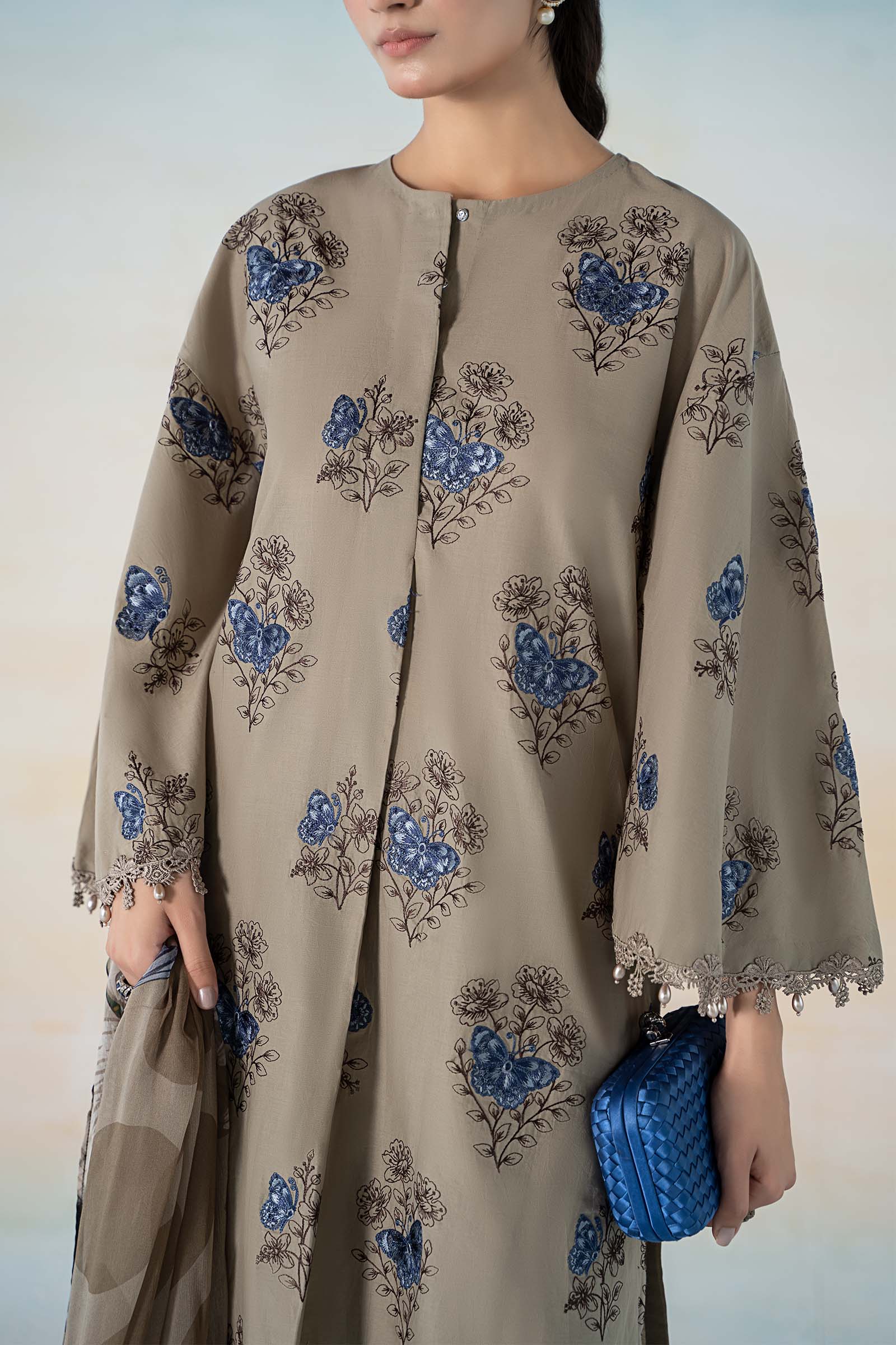 3 PIECE PRINTED LAWN SUIT - Image 3