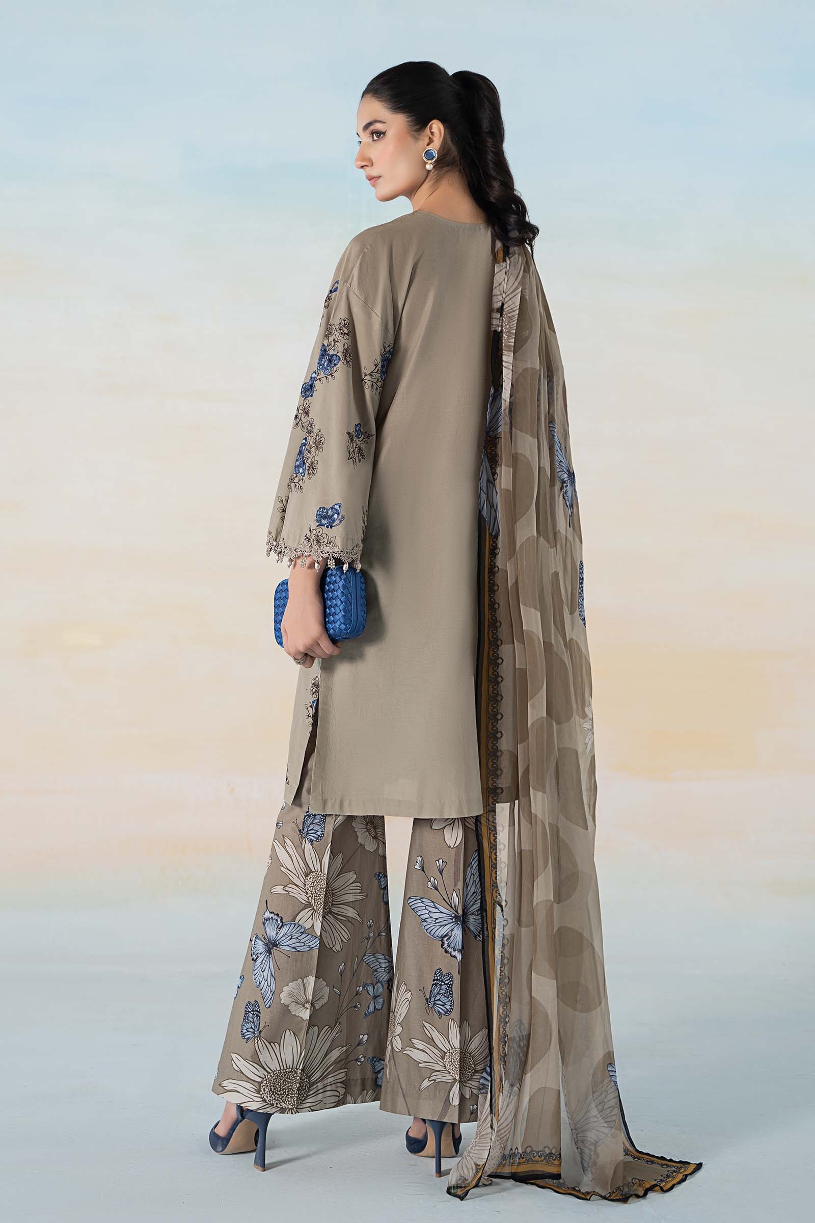3 PIECE PRINTED LAWN SUIT - Image 6