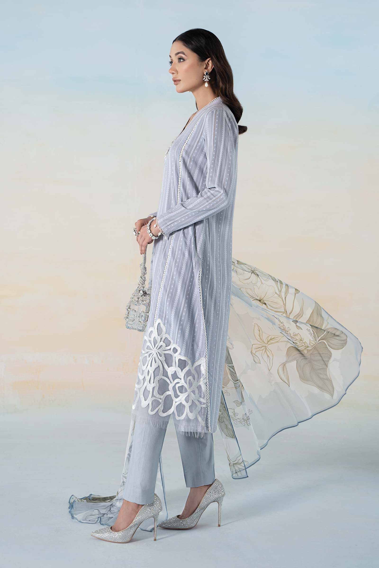 3 PIECE DYED LAWN SUIT - Image 5