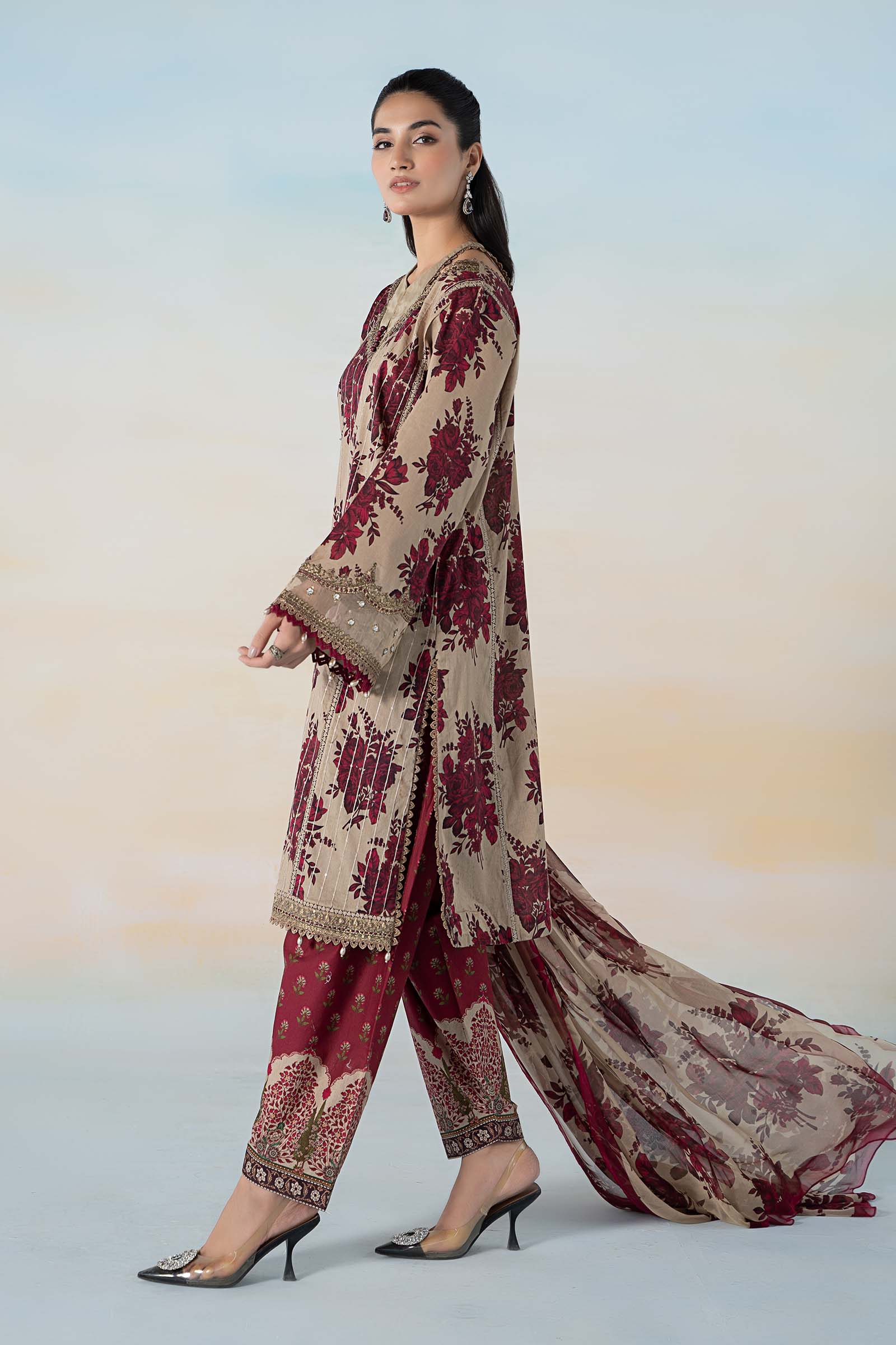3 PIECE PRINTED LAWN SUIT - Image 5