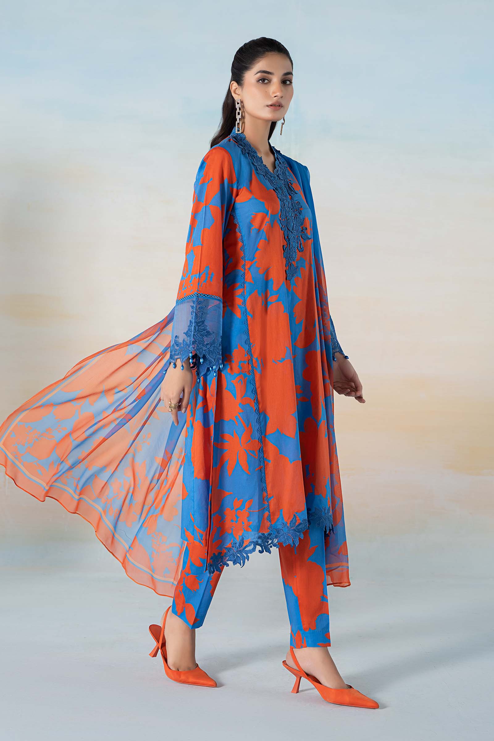 3 PIECE PRINTED LAWN SUIT - Image 5