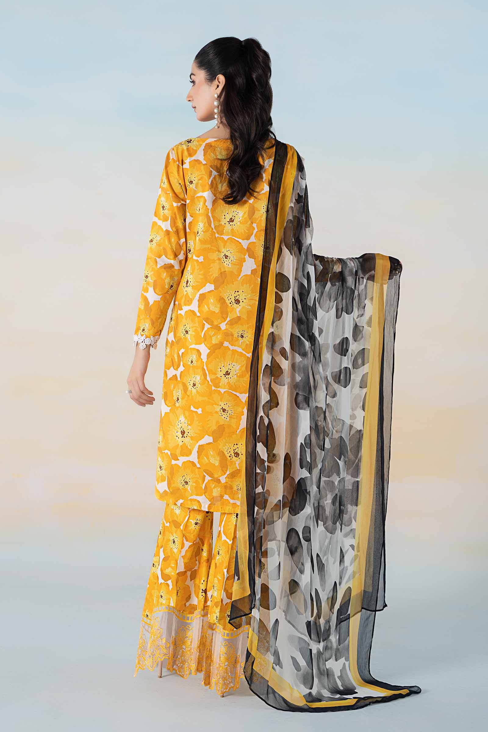 3 PIECE PRINTED LAWN SUIT - Image 6