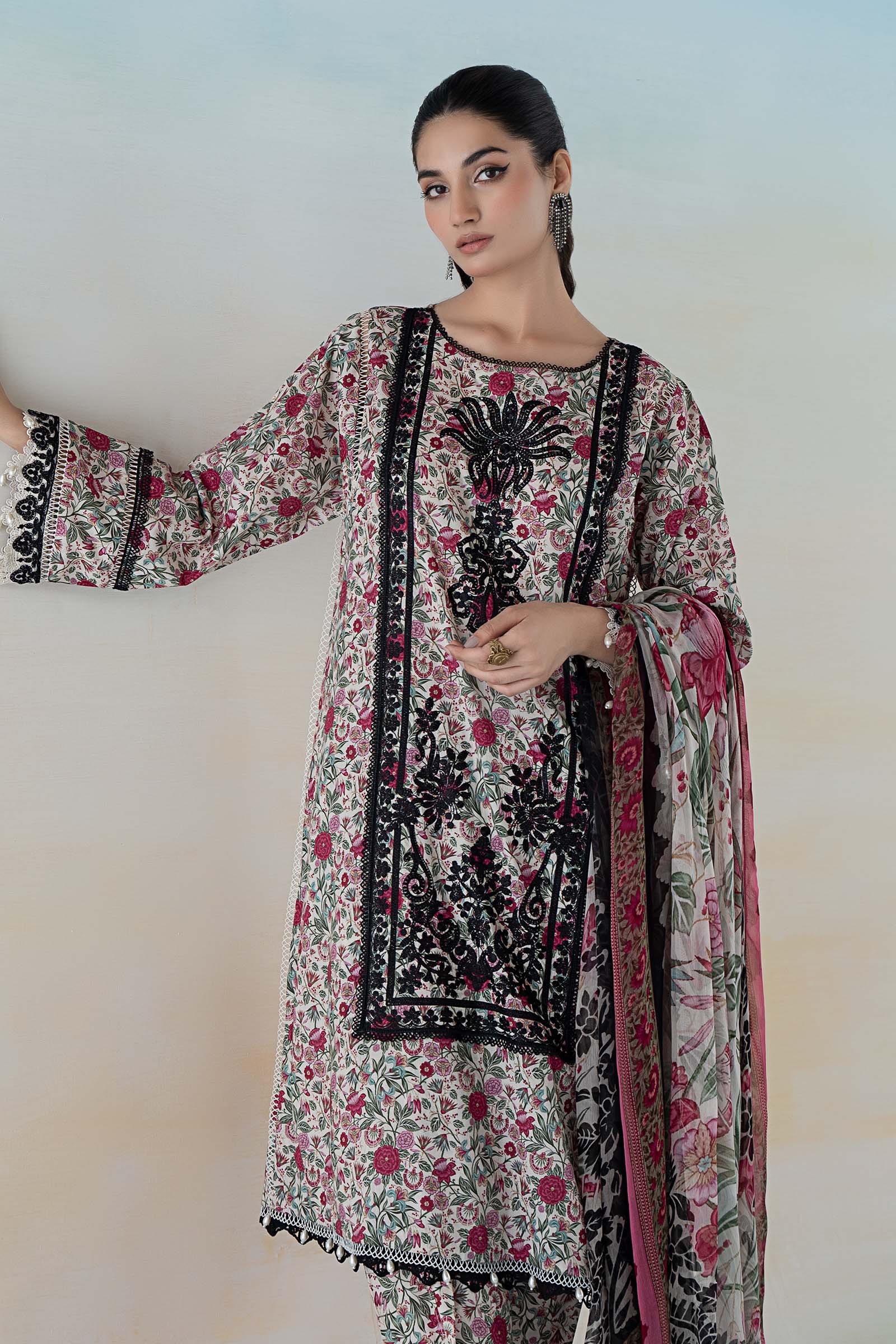 3 PIECE PRINTED LAWN SUIT - Image 2
