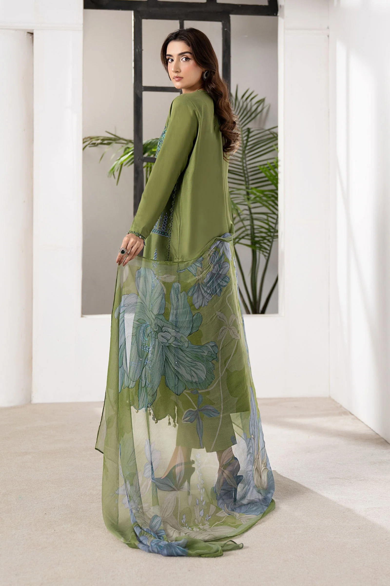 3 Piece Embroidered Cambric Suit - Image 10