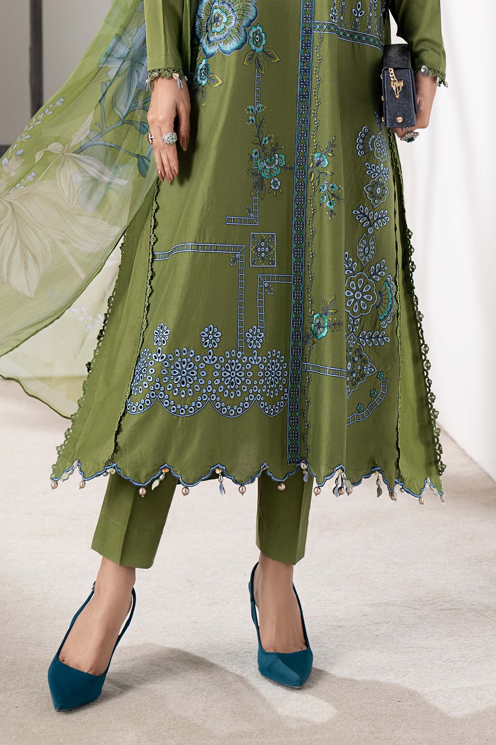 3 Piece Embroidered Cambric Suit - Image 7