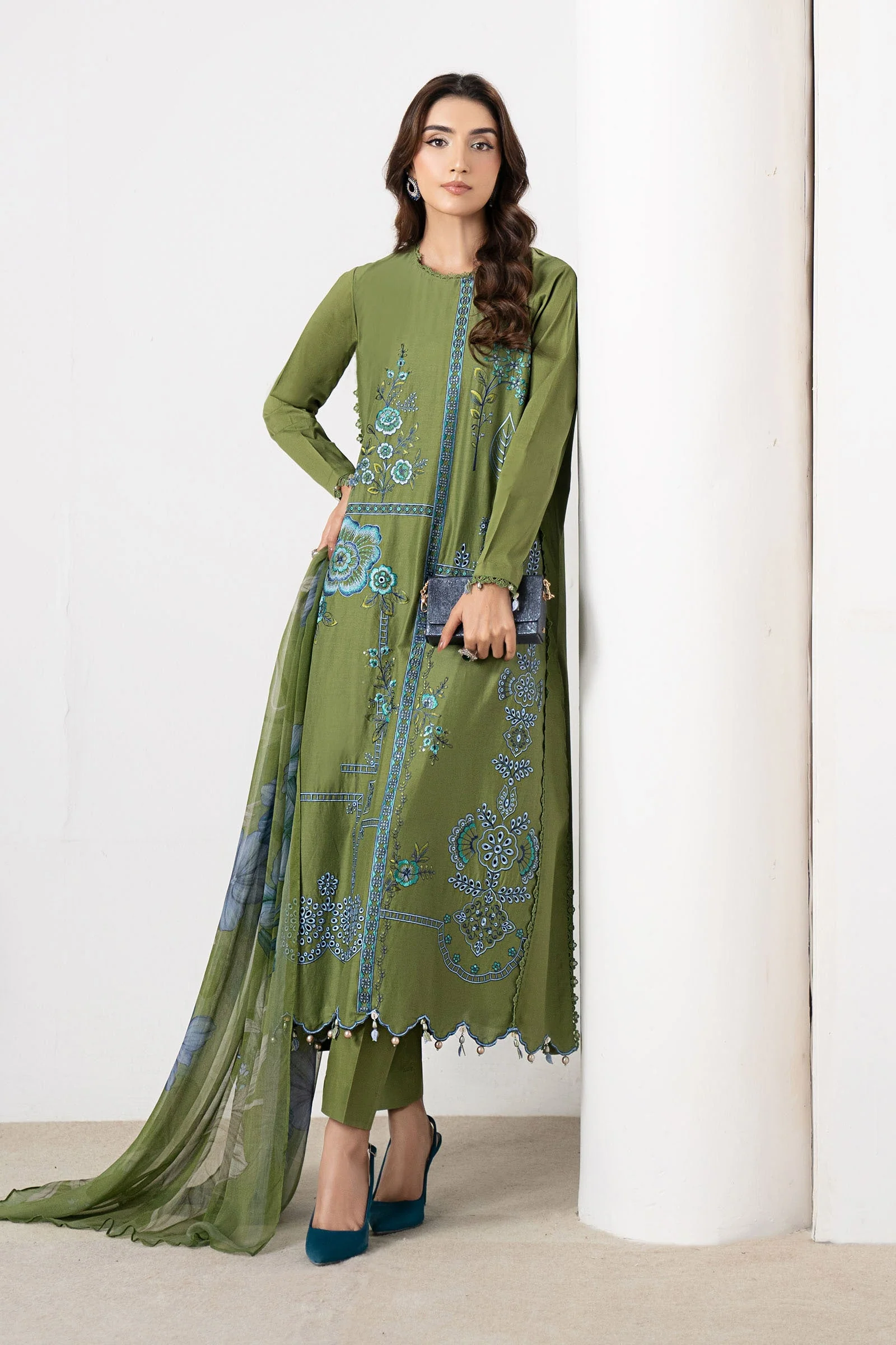 3 Piece Embroidered Cambric Suit - Image 8
