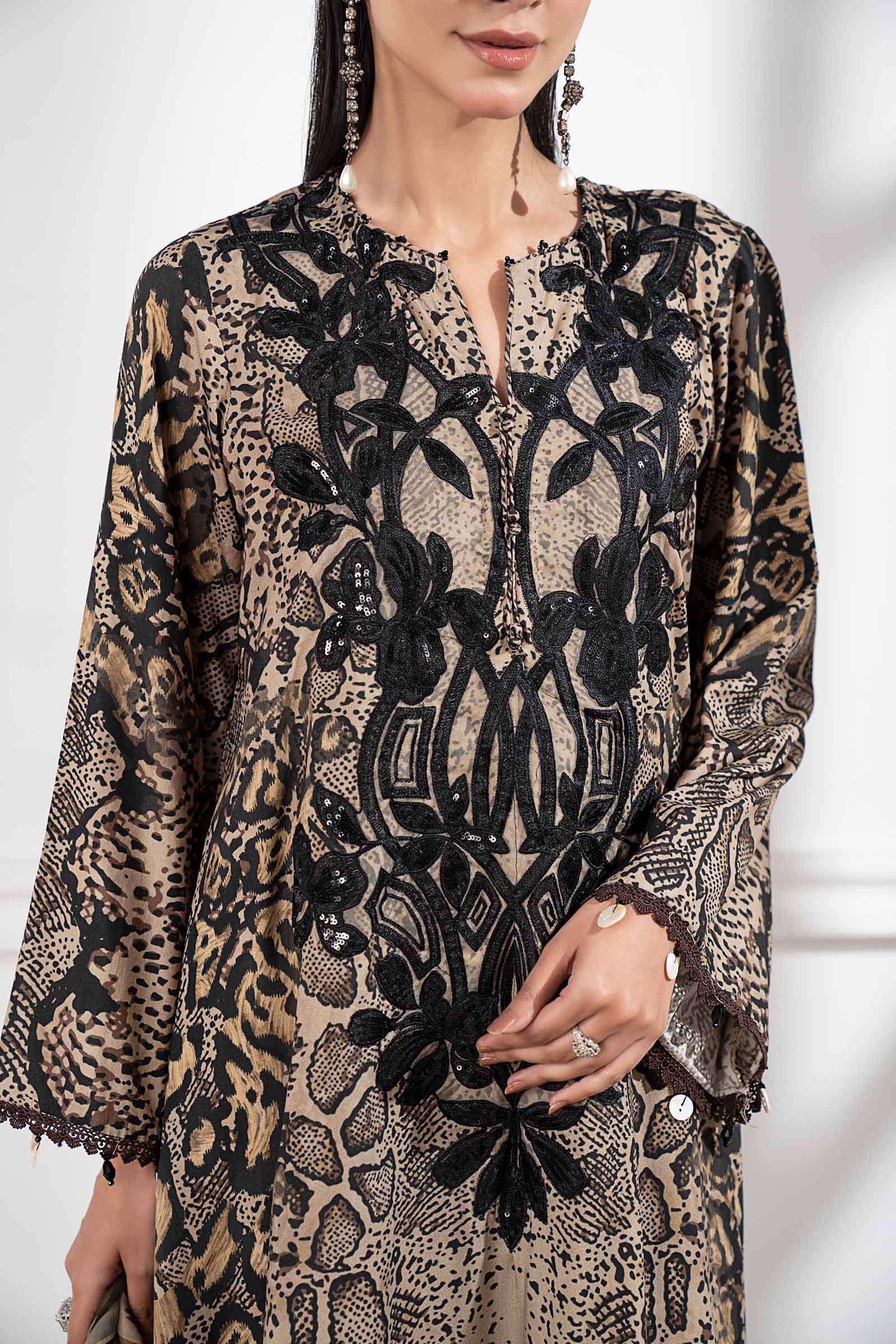 3 Piece Embroidered Linen Suit - Image 4