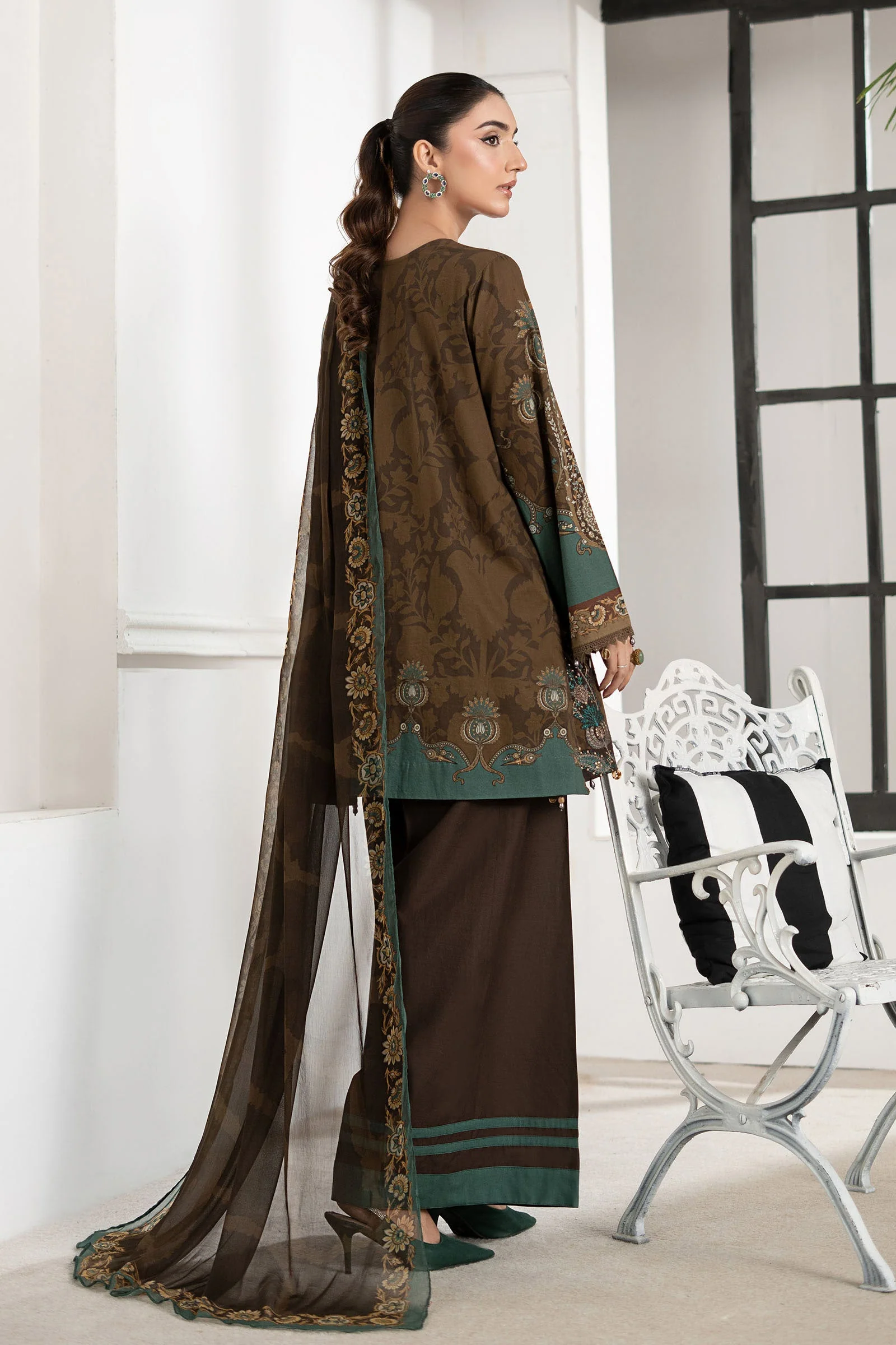 3 Piece Embroidered Cambric Suit - Image 8