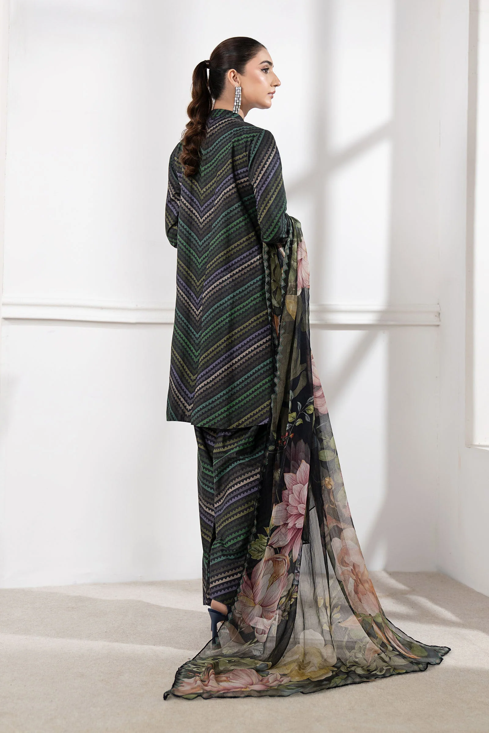 3 Piece Embroidered Cambric Suit - Image 8