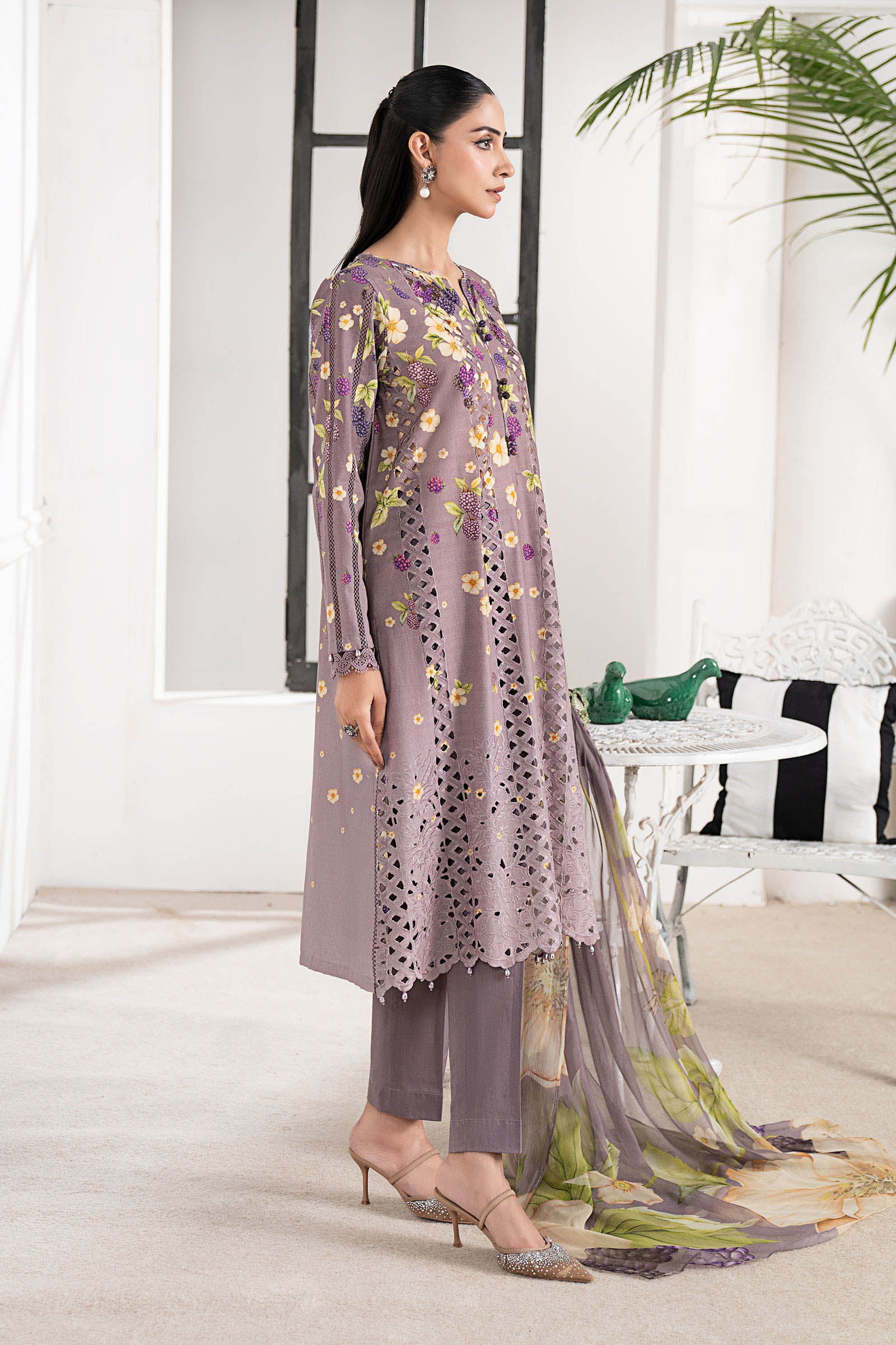 3 Piece Embroidered Cambric Suit - Image 8
