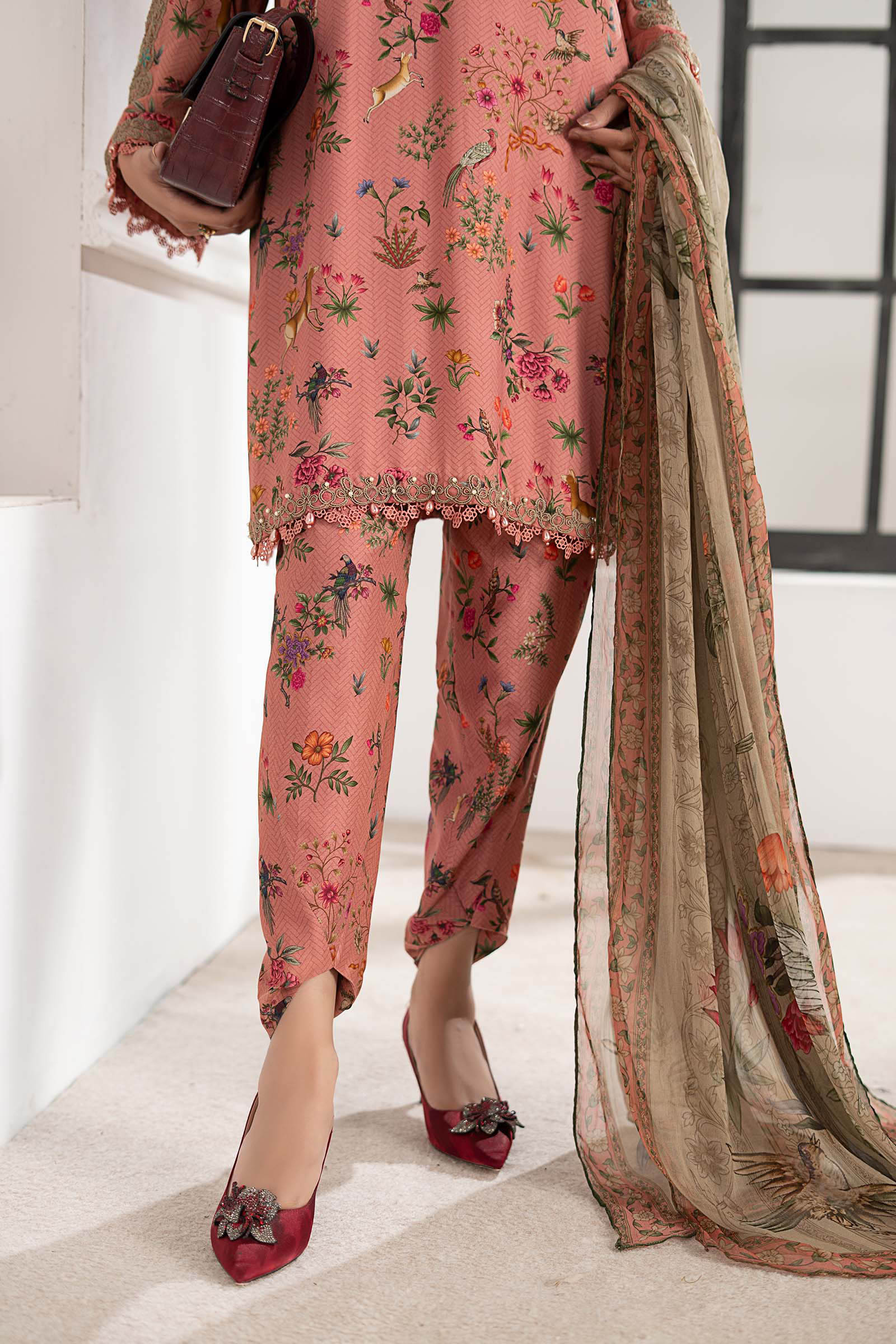 3 Piece Embroidered Linen Suit - Image 7