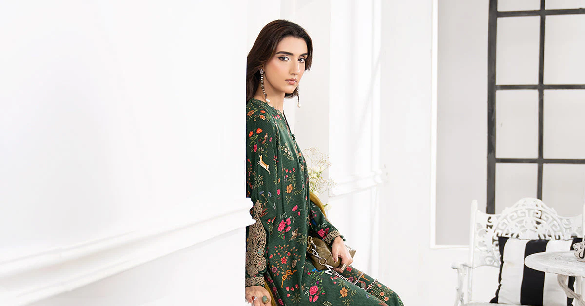 3 Piece Embroidered Linen Suit - Image 8