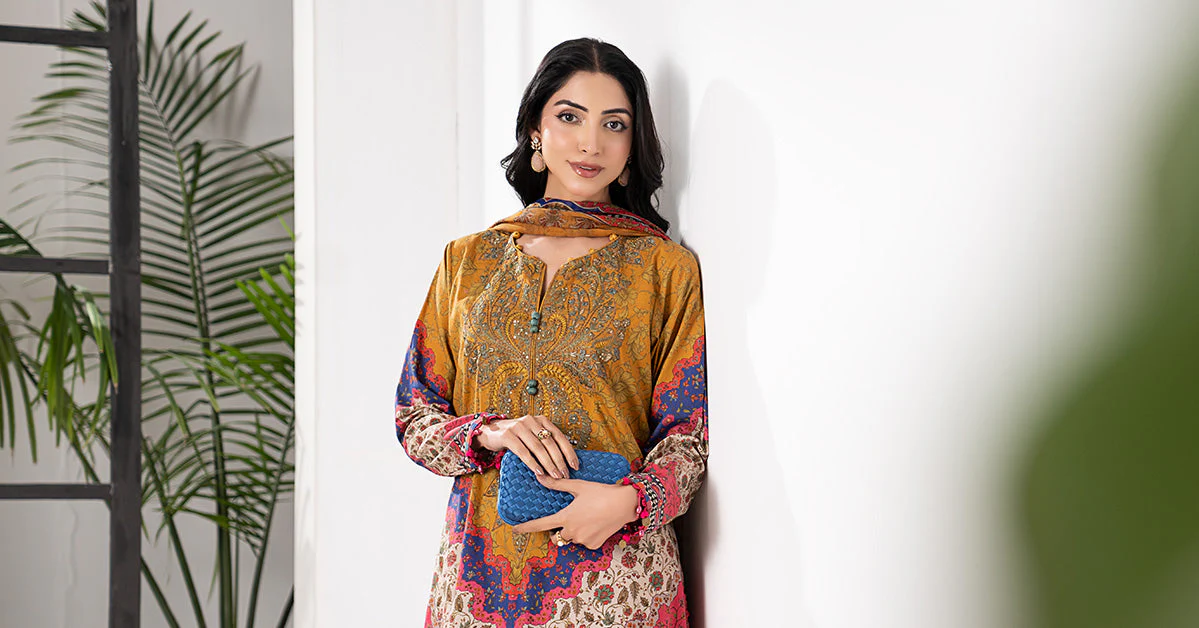 3 Piece Embroidered Cambric Suit - Image 9