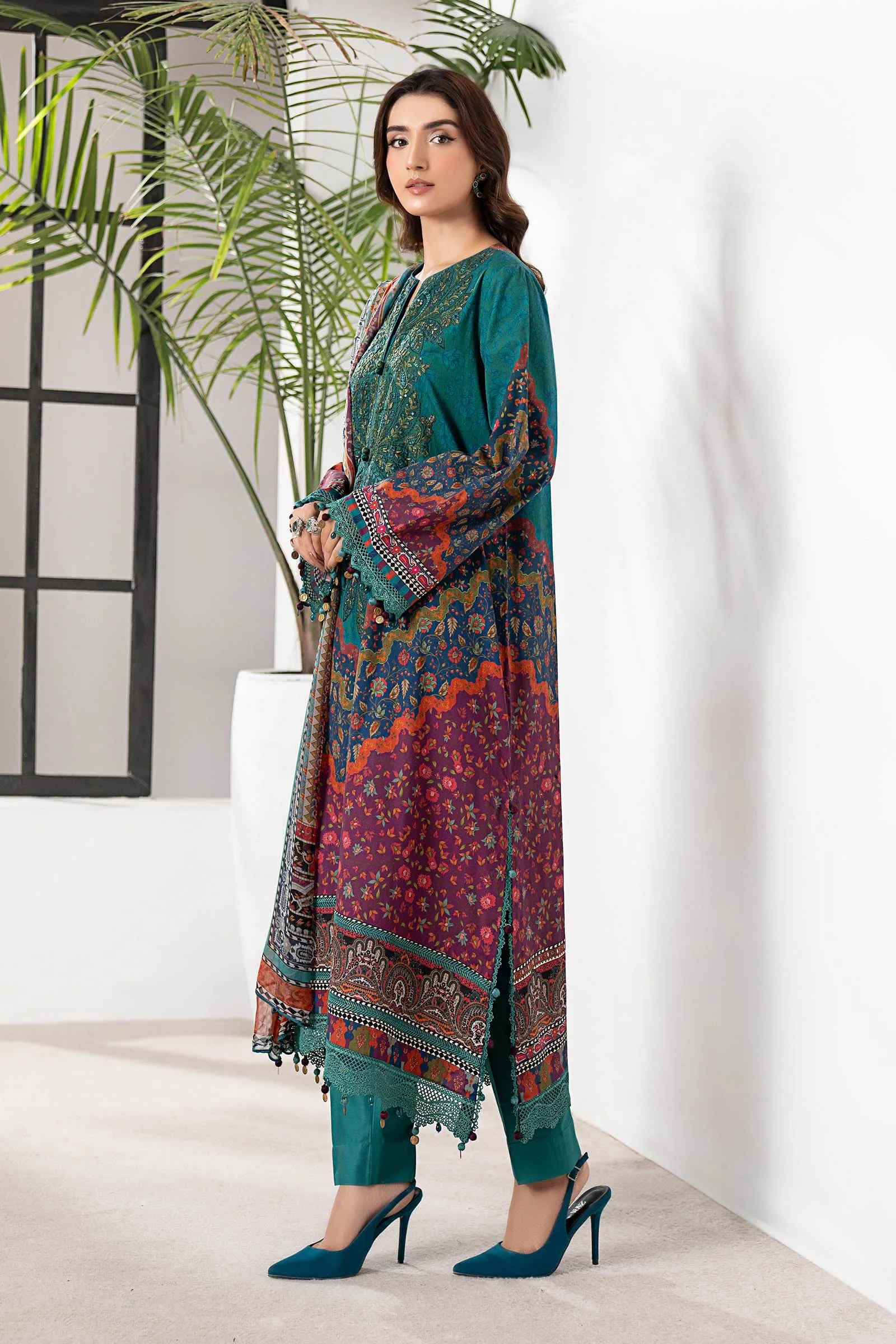 3 Piece Embroidered Cambric Suit - Image 8