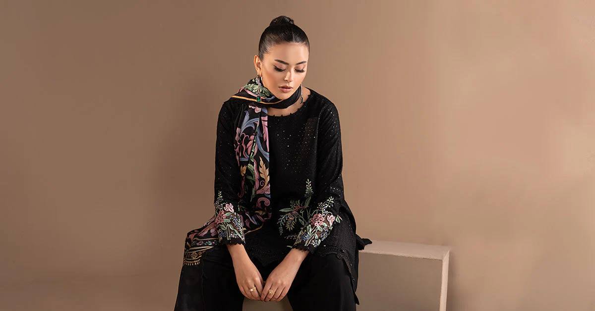 3 Piece Embroidered Twill Linen Suit - Image 11