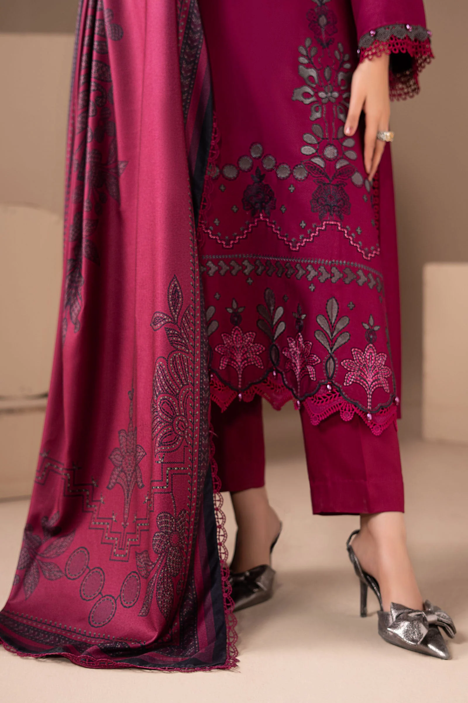 3 Piece Embroidered Twill Linen Suit - Image 5